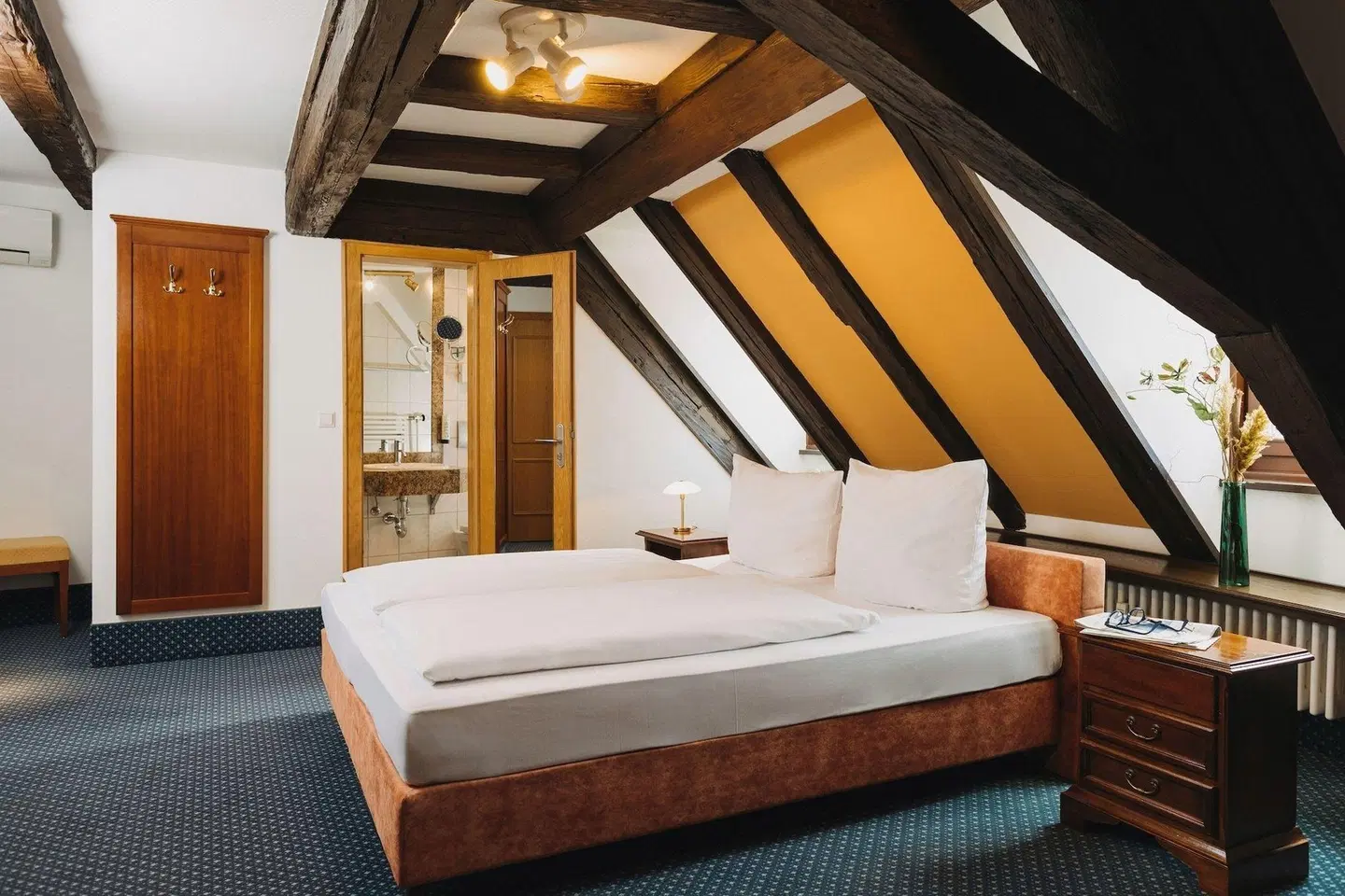 Altstadthotel Arch ROOM_EXAMPLE