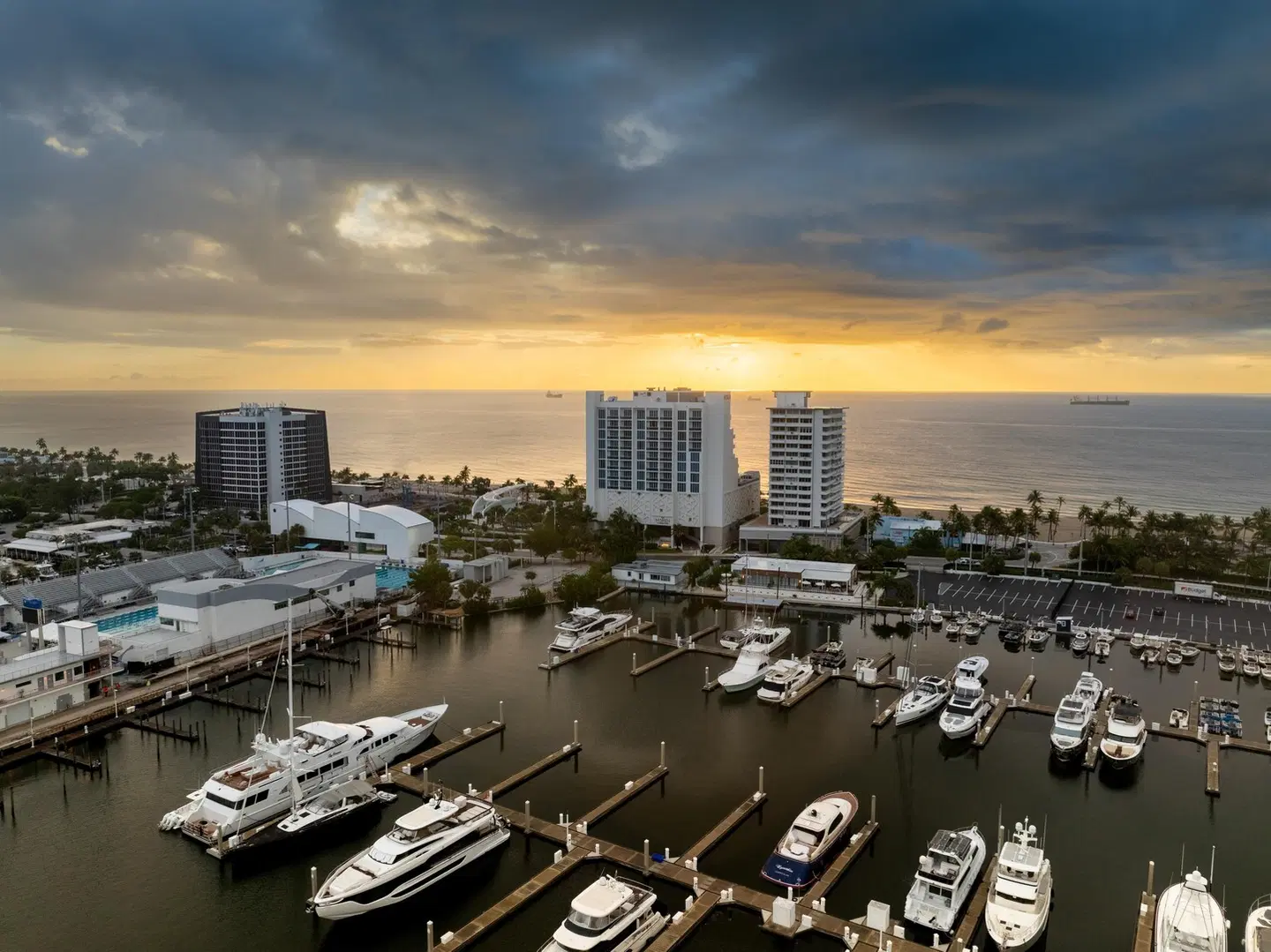 Hotel Maren Fort Lauderdale Beach, Curio Collection by Hilton Strand