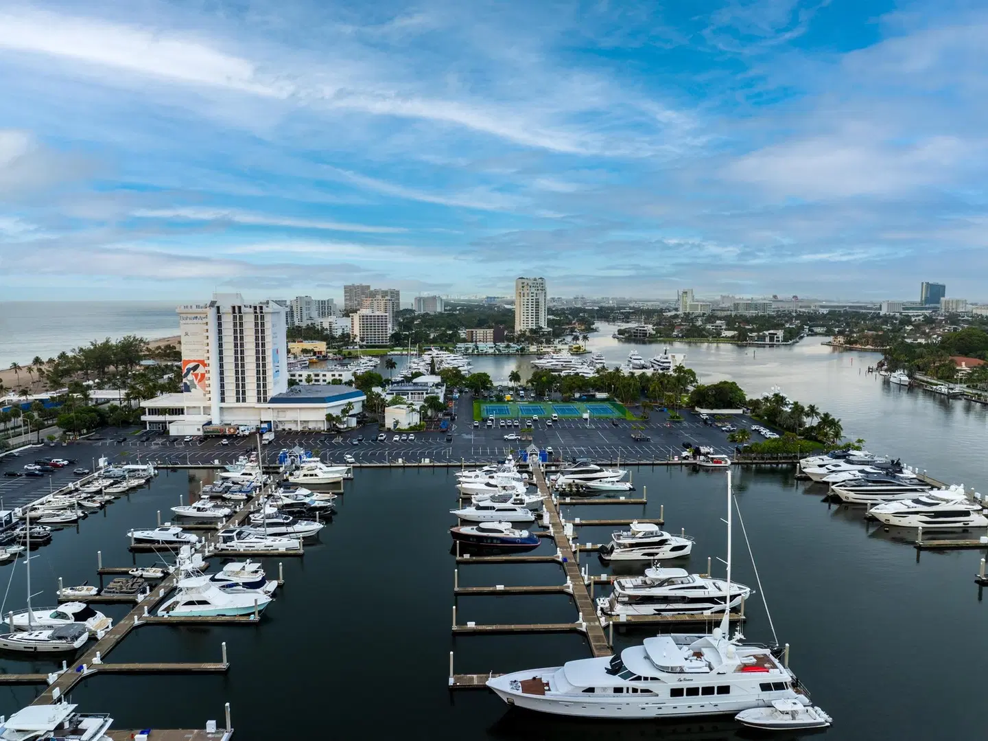 Hotel Maren Fort Lauderdale Beach, Curio Collection by Hilton Terrasse
