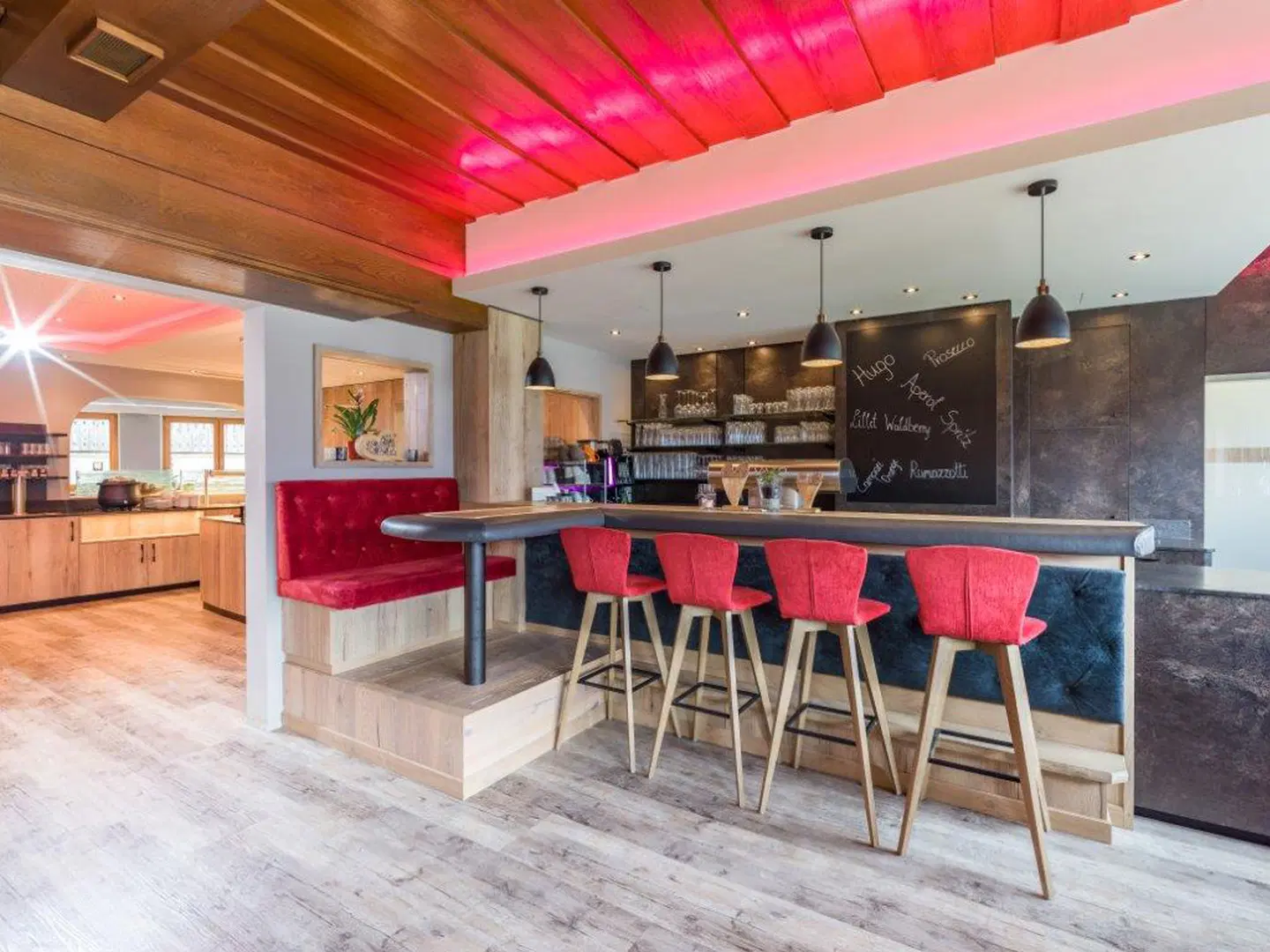 Hotel Hubertus Bar