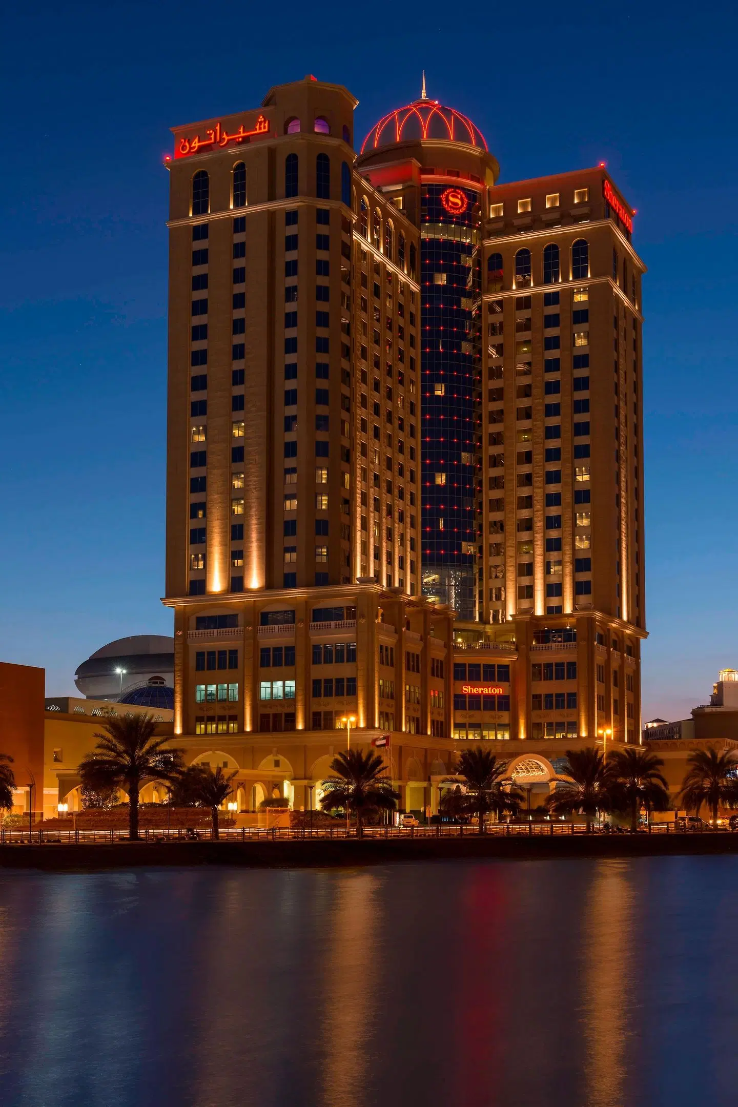 Sheraton Dubai Mall of the Emirates EXTERIOR