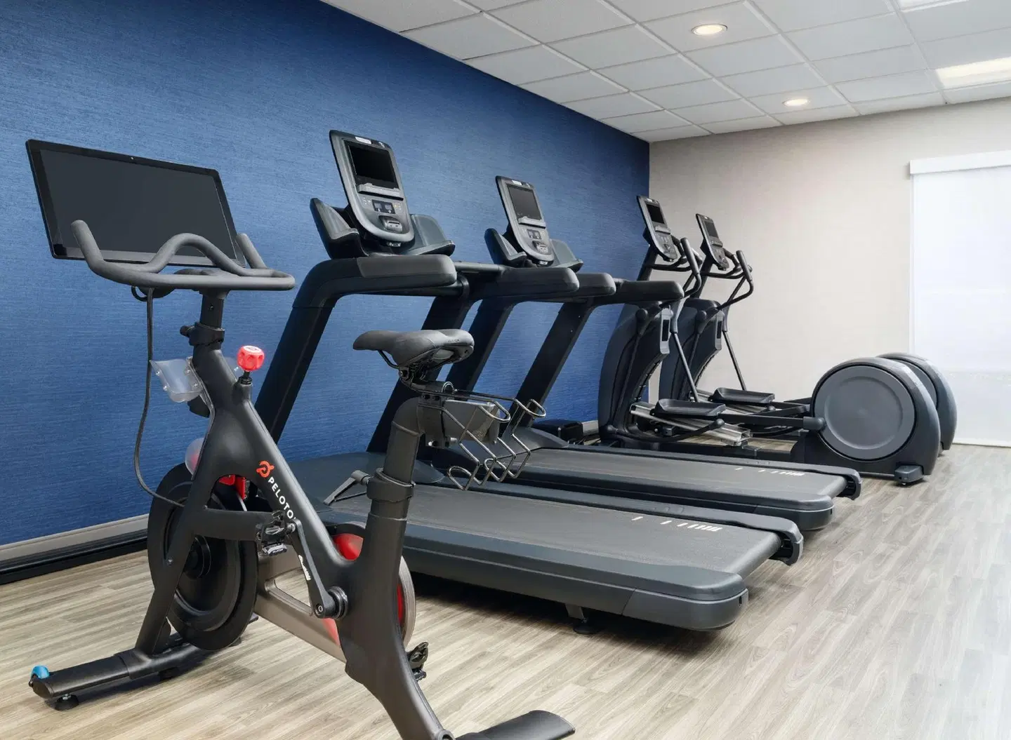 Hampton Inn & Suites Memphis-Shady Grove SPORTS_AND_LEISURE