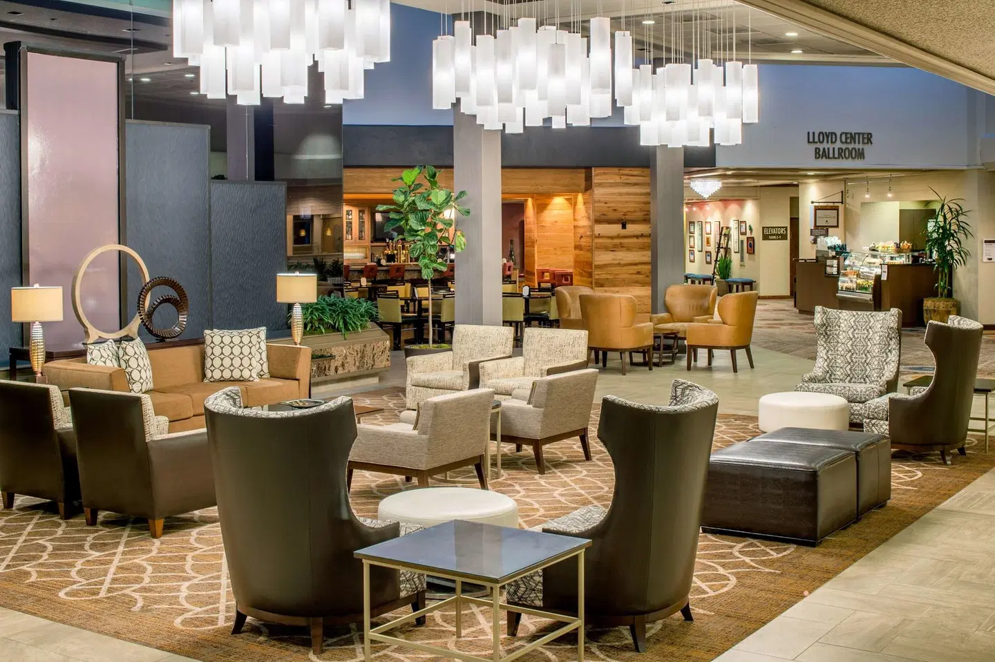 DoubleTree by Hilton Hotel Portland LOUNGE_LOBBY