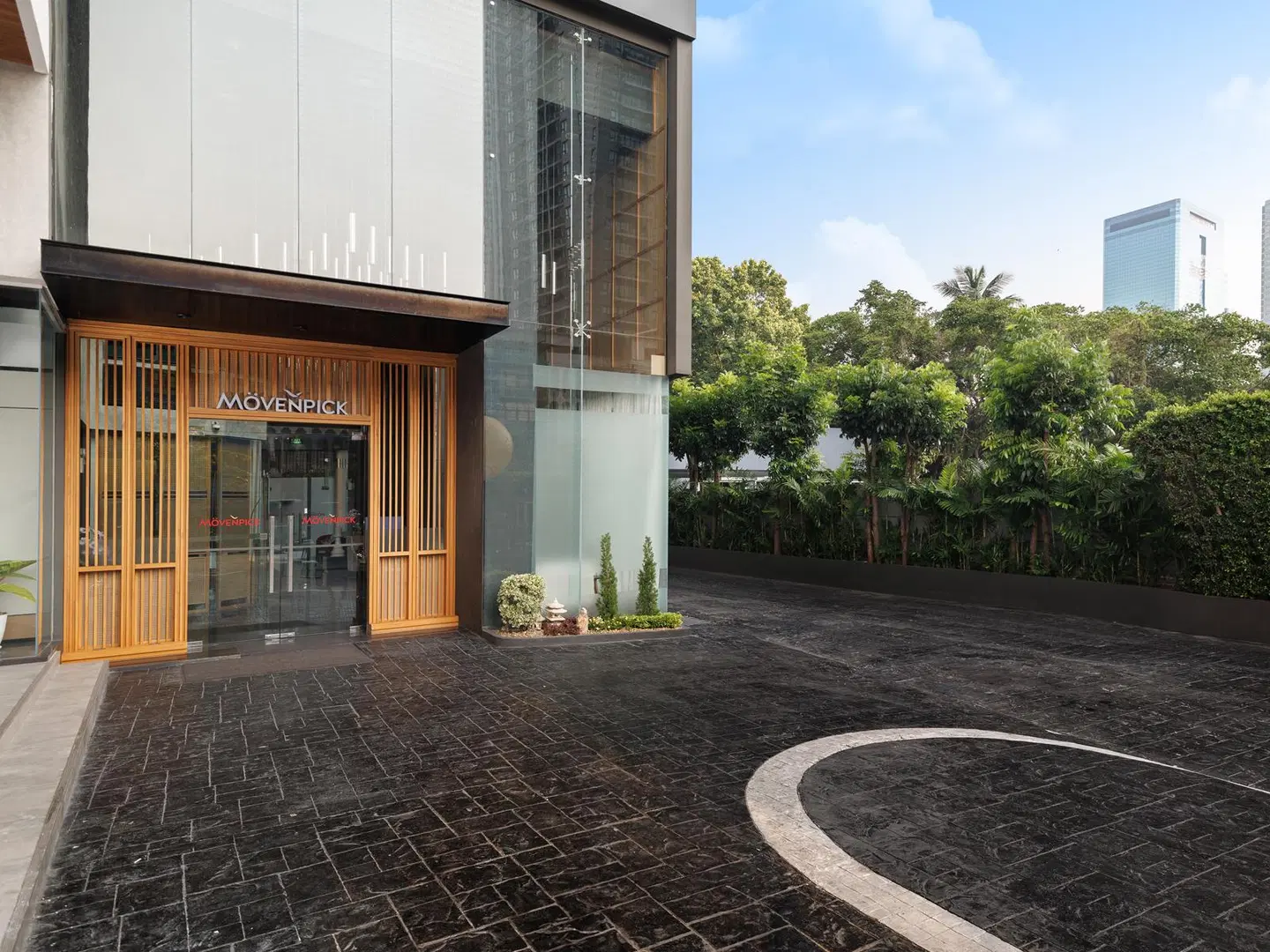 Movenpick Residences Ekkamai Bangkok EXTERIOR