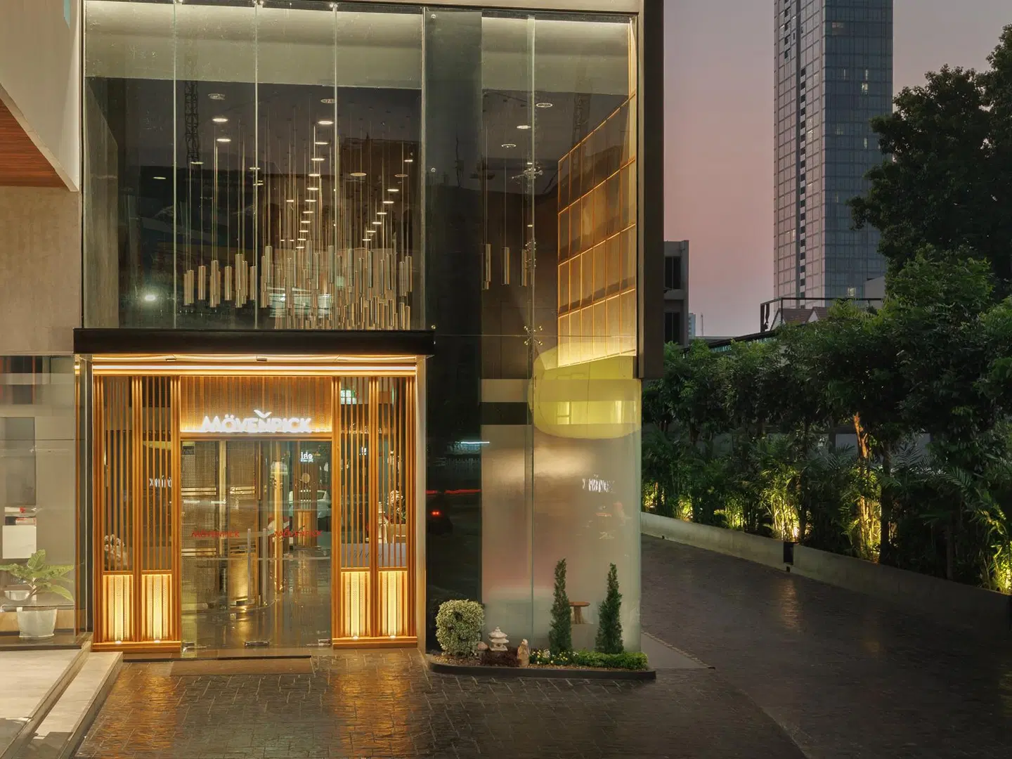 Movenpick Residences Ekkamai Bangkok EXTERIOR