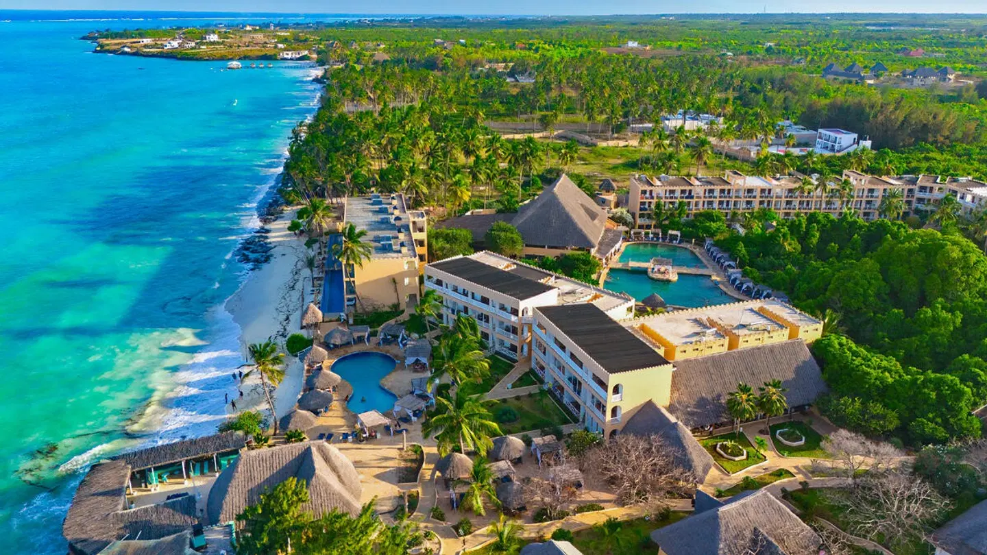 Reef & Beach Resort EXTERIOR