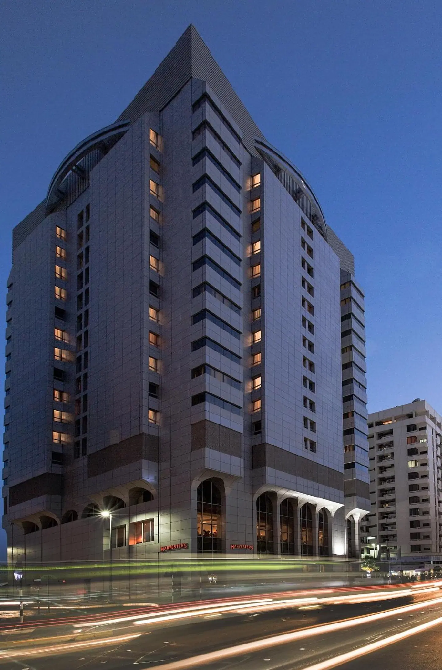Copthorne Downtown Abu Dhabi EXTERIOR