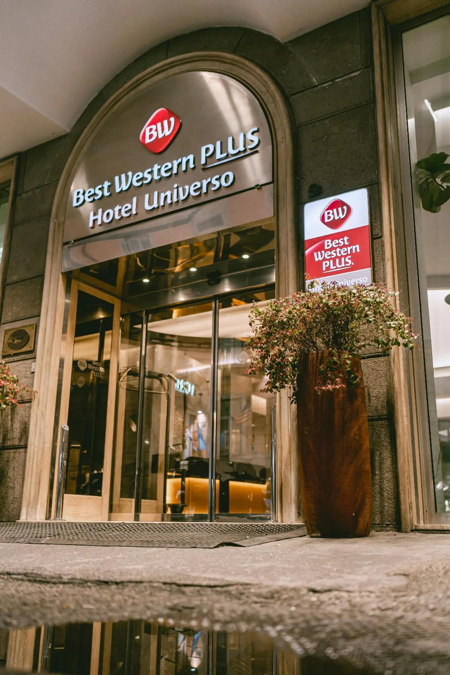 Best Western Plus Hotel Universo EXTERIOR