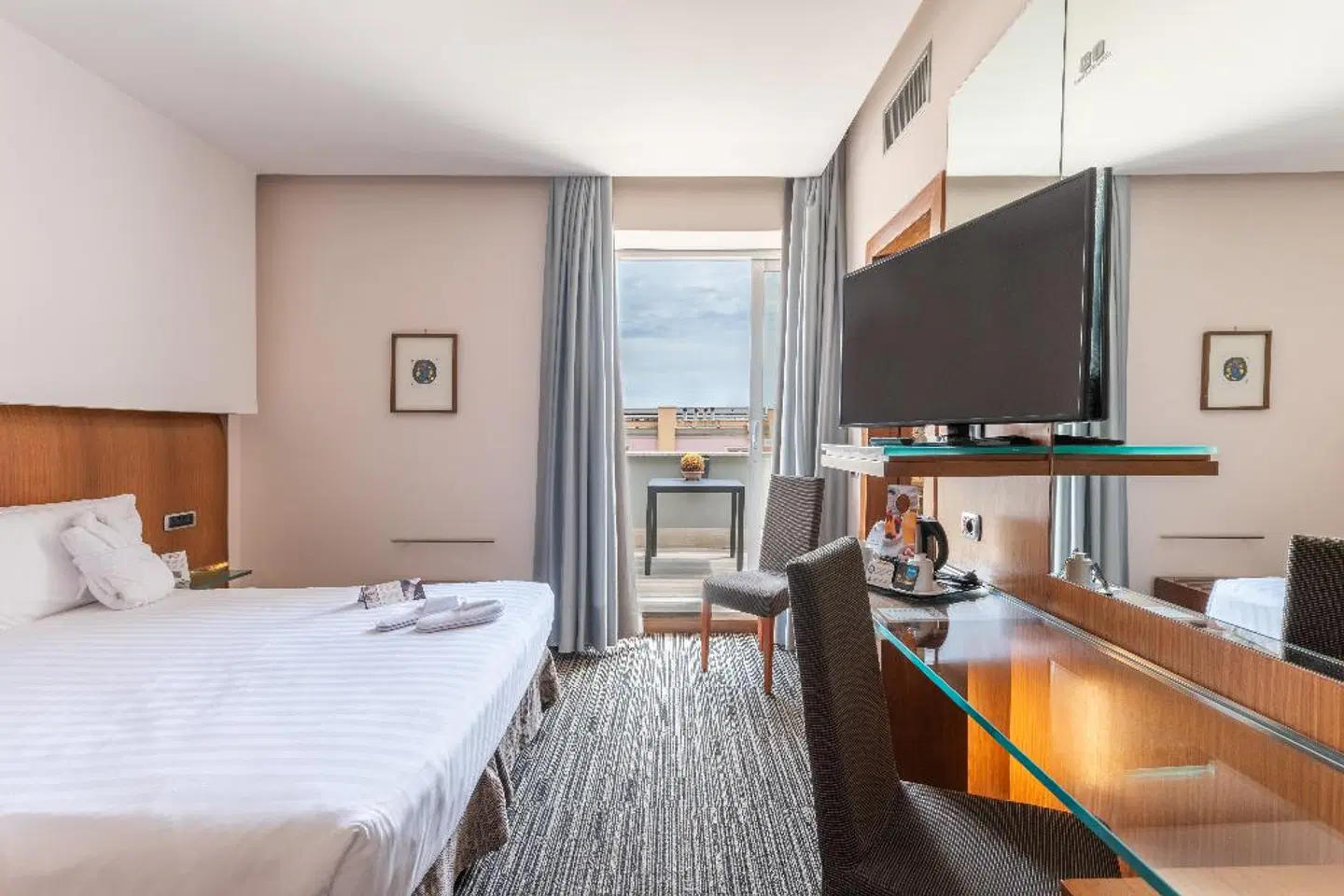 Best Western Plus Hotel Universo ROOM_EXAMPLE