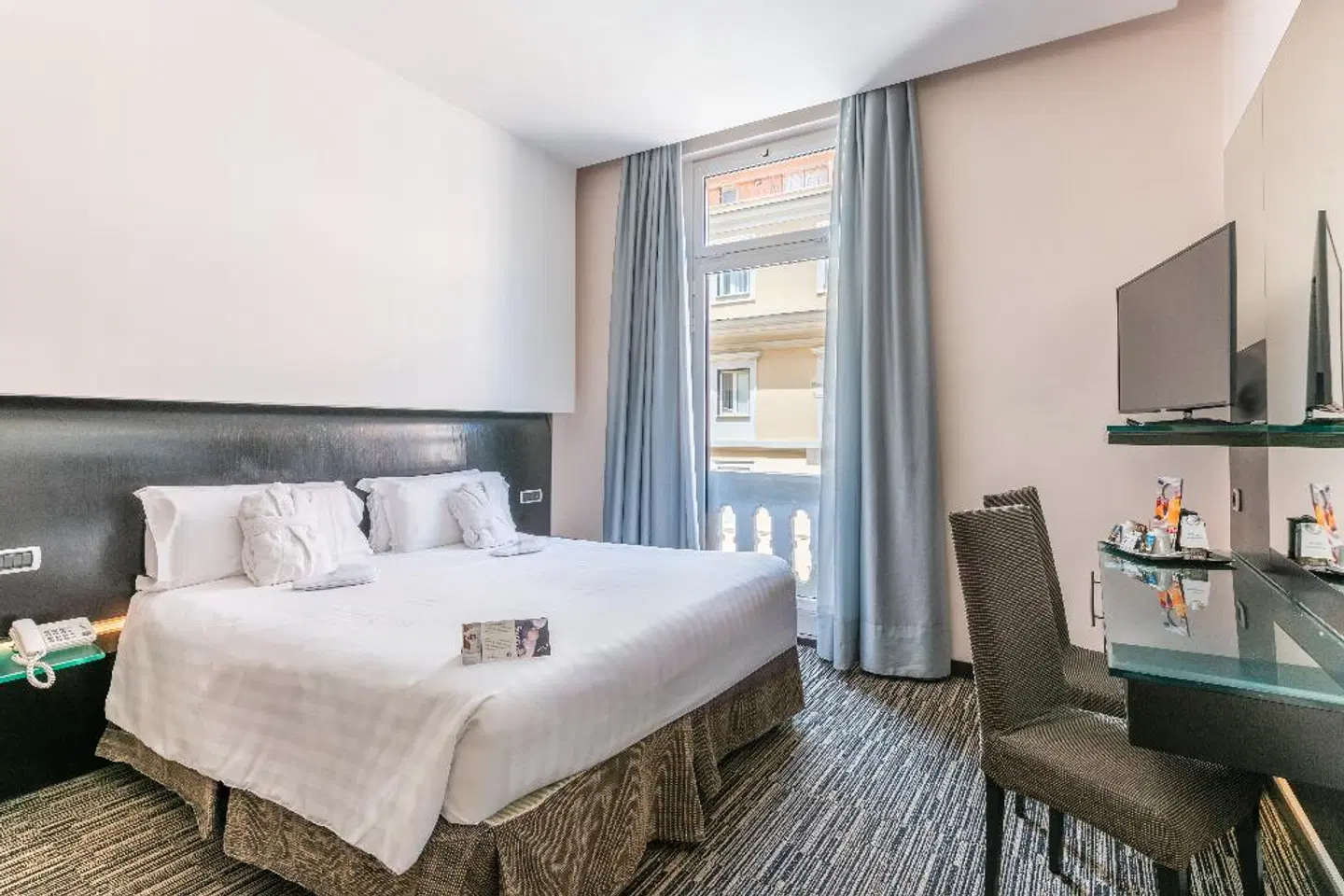 Best Western Plus Hotel Universo ROOM_EXAMPLE