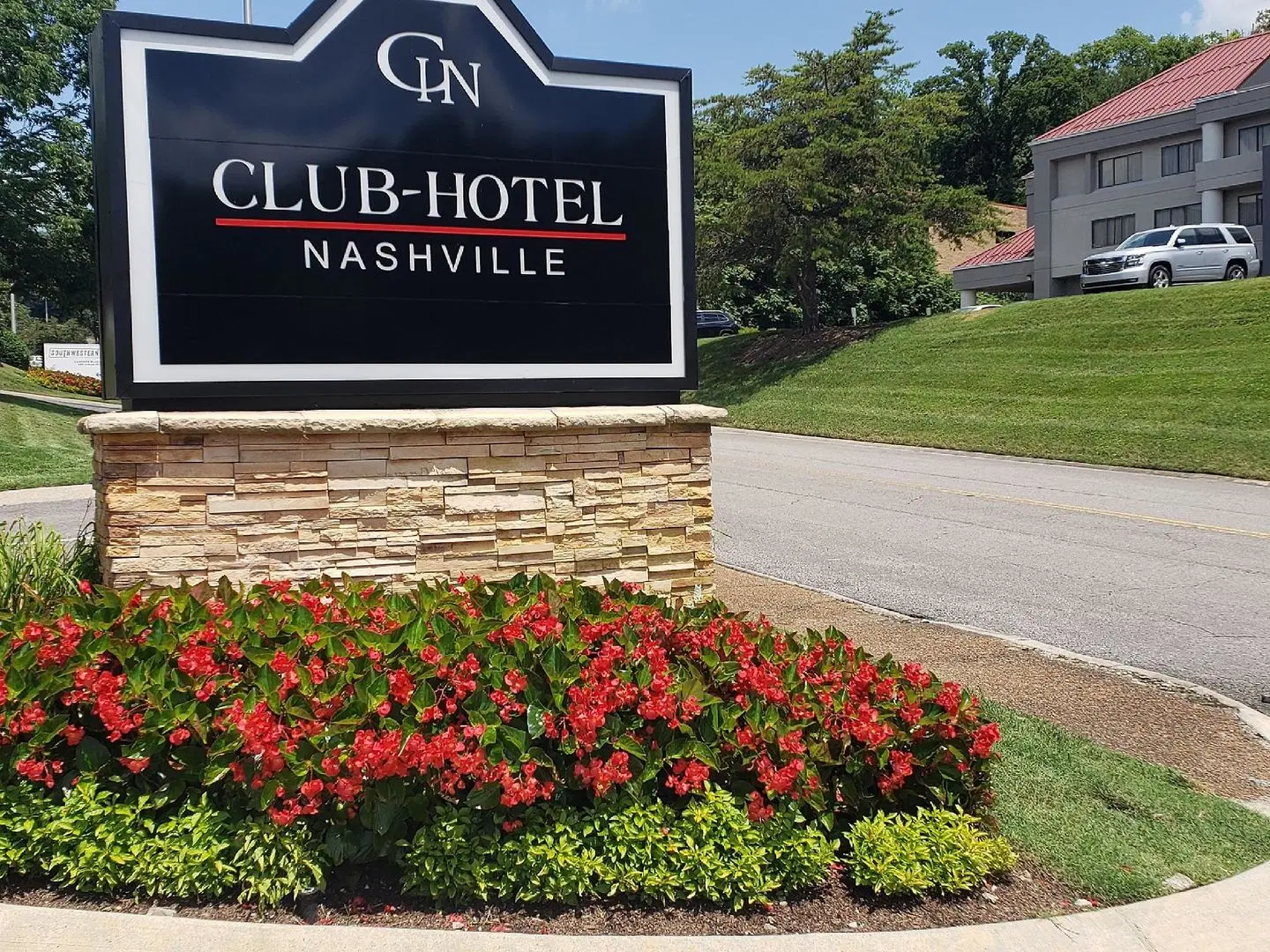 Club - Hotel Nashville Inn & Suites EXTERIOR