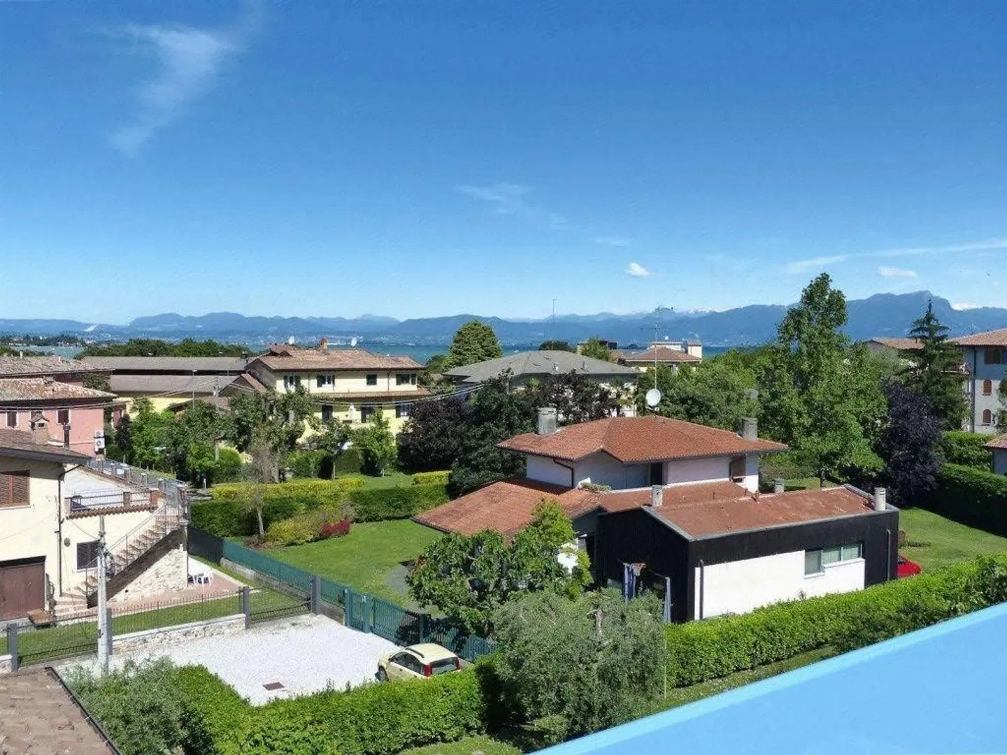 Meet Garda Lake Hostel EXTERIOR