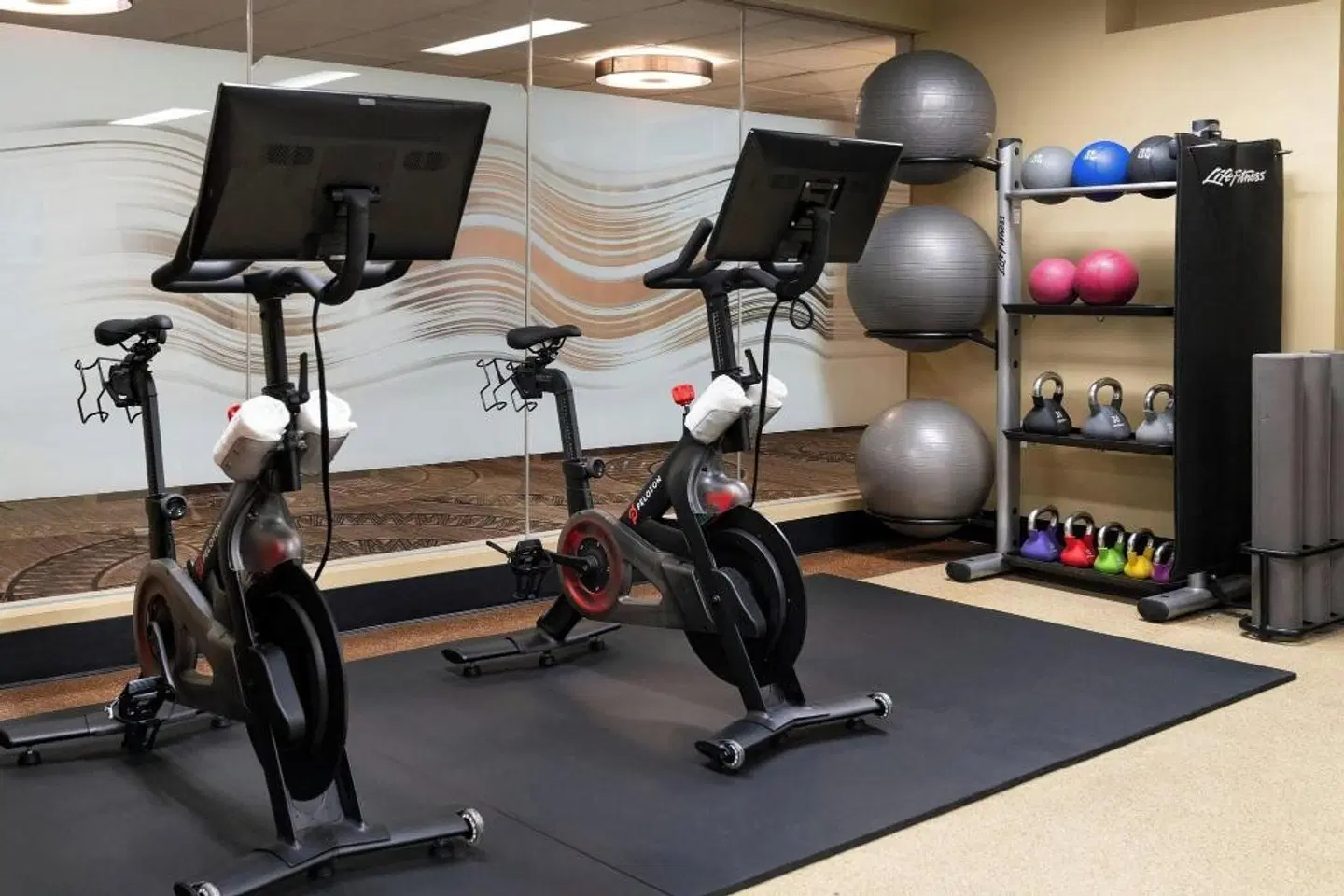 Portland Marriott Downtown Waterfront SPORTS_AND_LEISURE