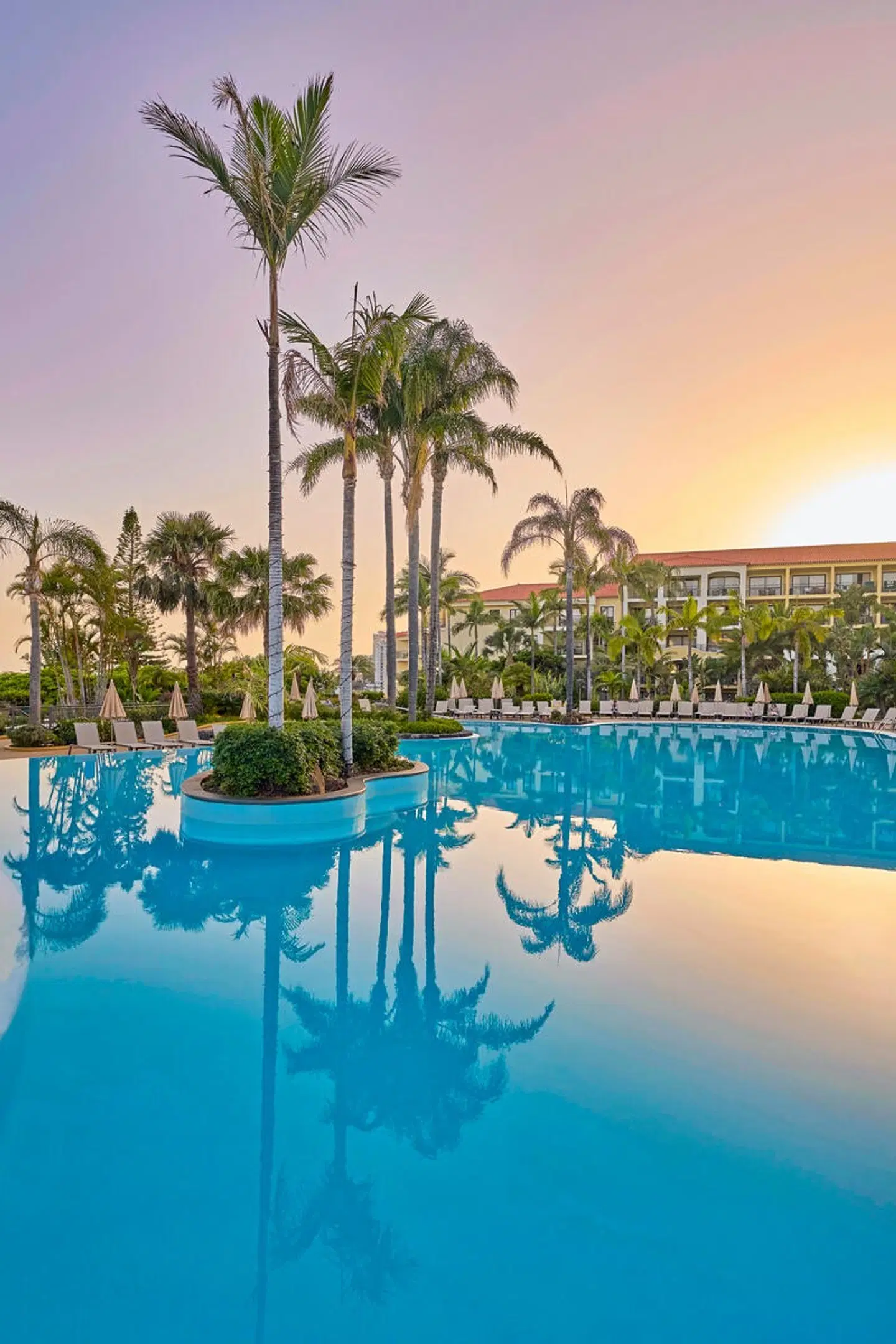 The Residence Porto Mare OUTDOOR_POOL