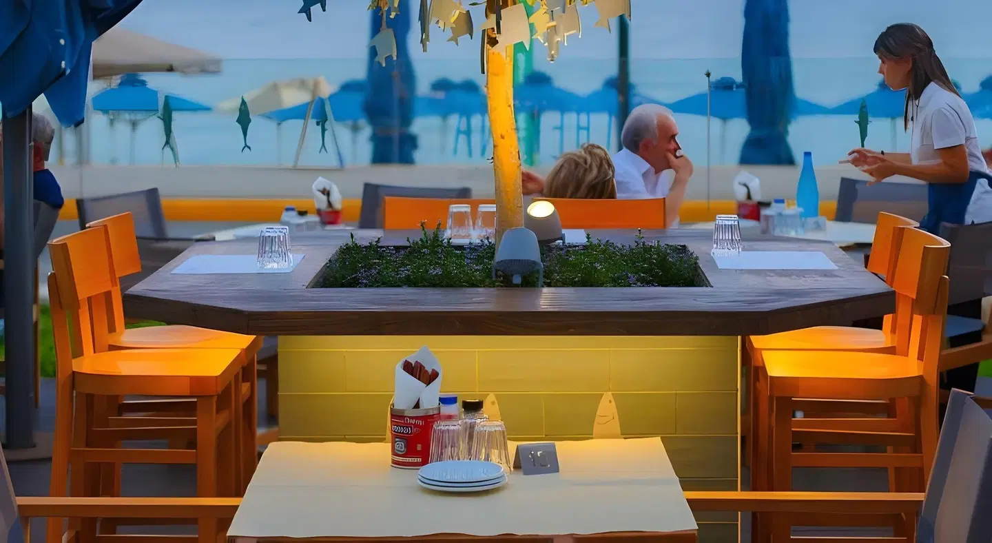 Elite City Resort Bar