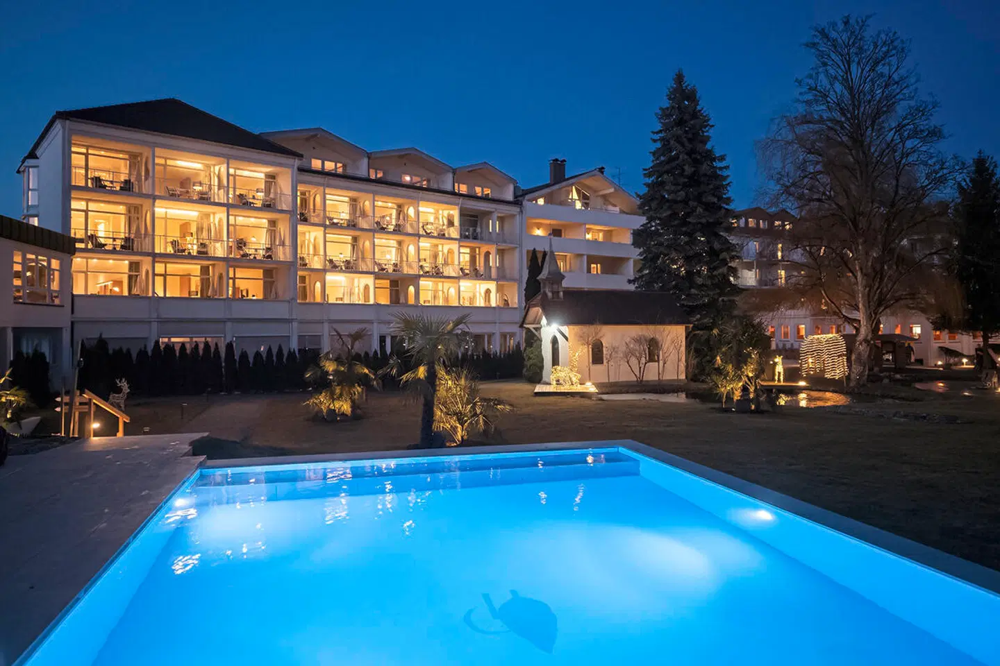 Das Parkhotel - Südtirols nördlichster Punkt OUTDOOR_POOL