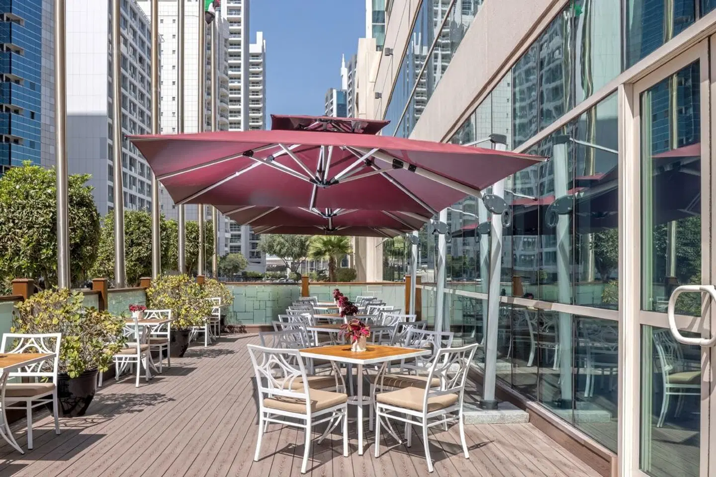 Radisson Blu Hotel Barsha Heights Terrasse