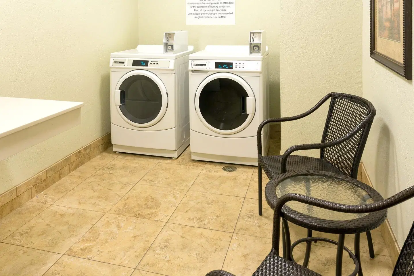 Holiday Inn Express Grants Pass by IHG MODEL_IMPRESSION
