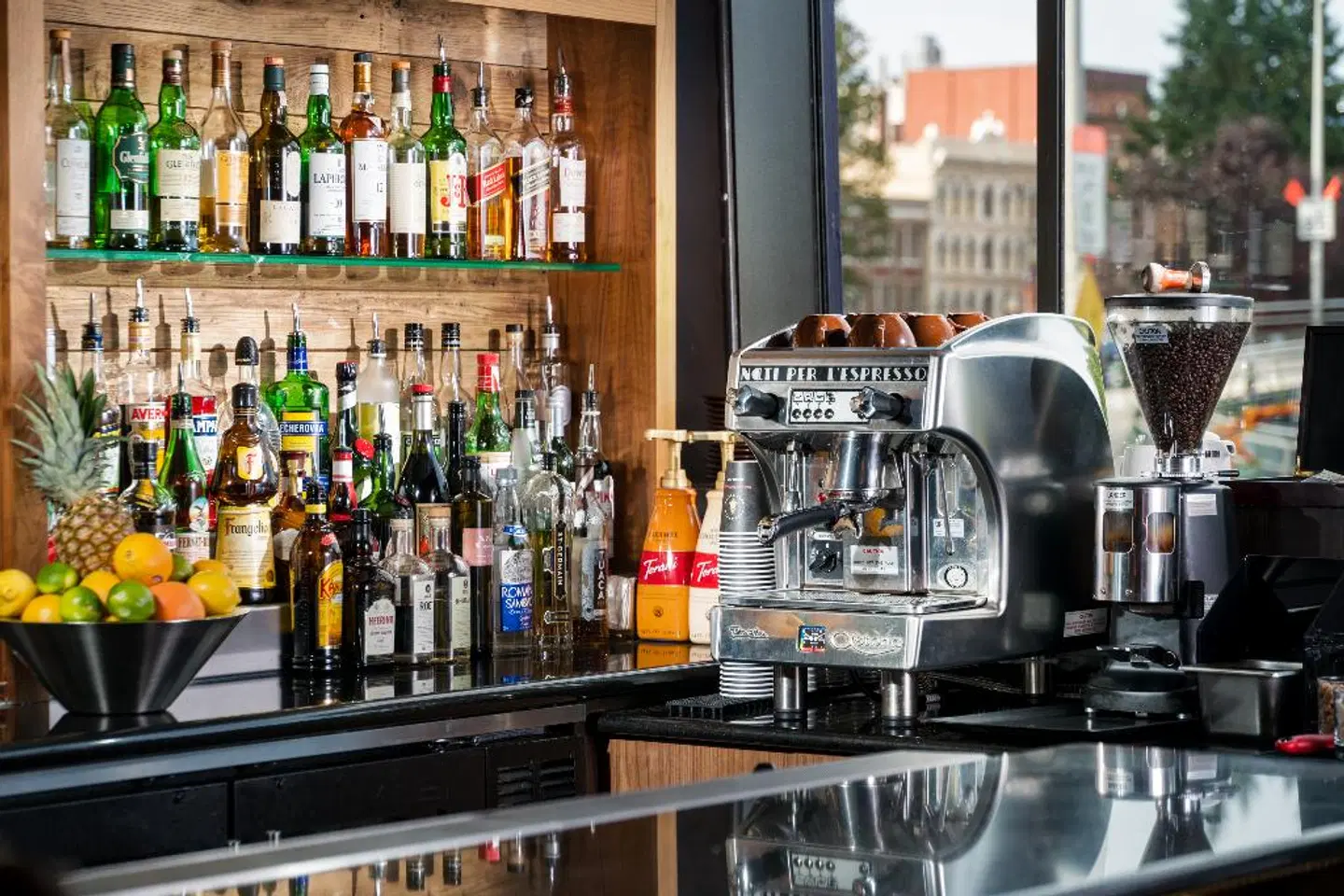 Rose Bar
