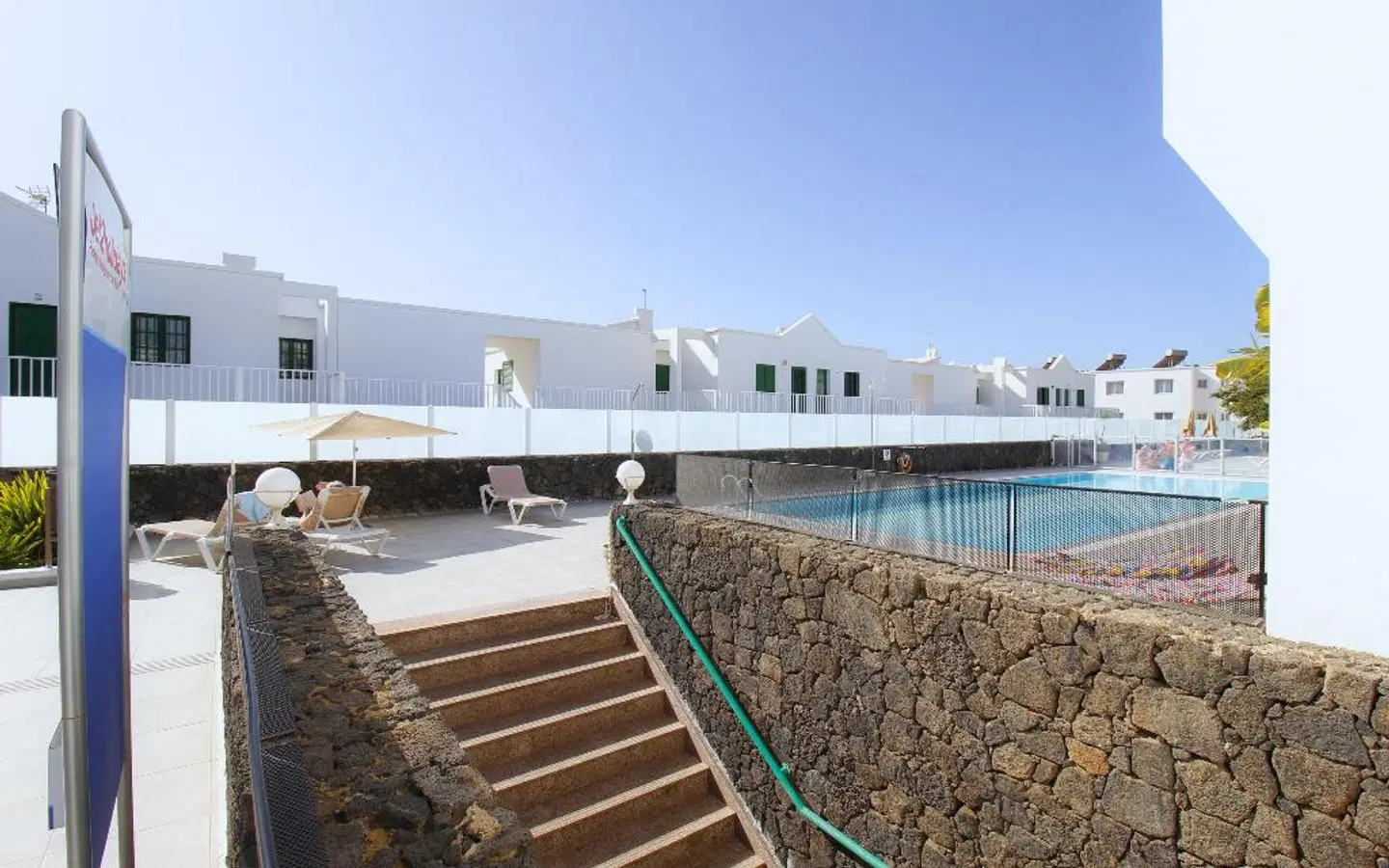 Aloe Apartments Terrasse