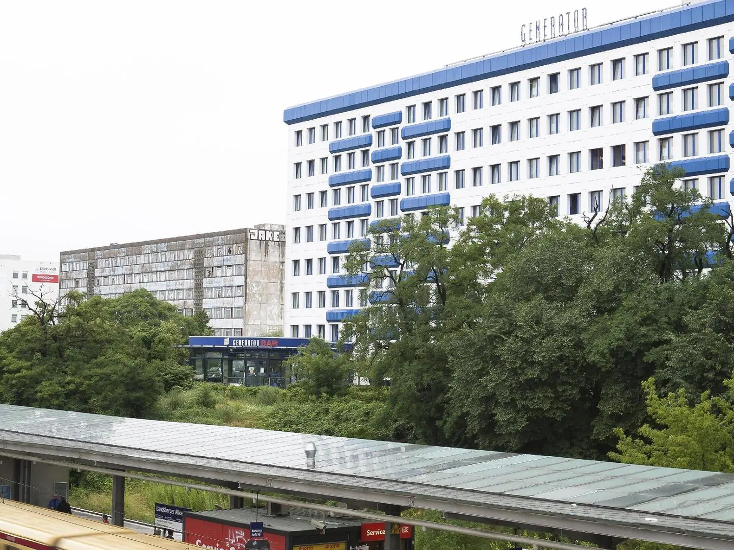 Generator Berlin EXTERIOR