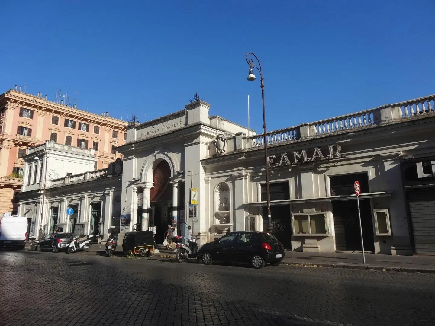 Eccelso Hotel EXTERIOR