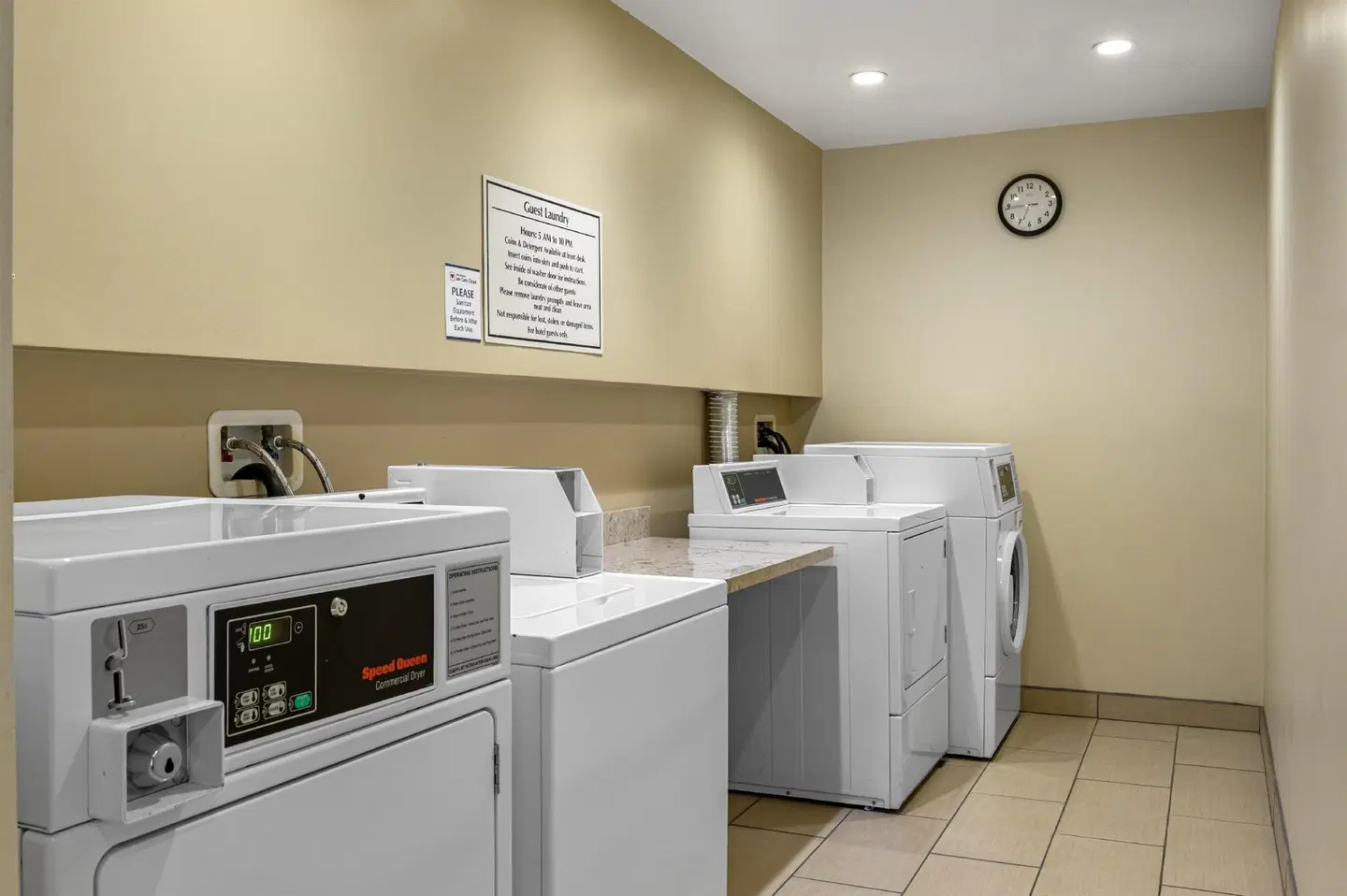 Best Western Plus South Coast Inn Badezimmer
