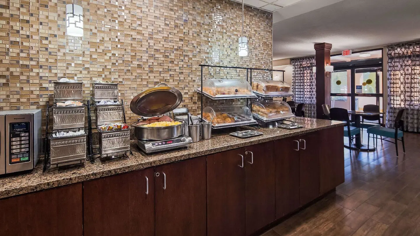 Best Western Galleria Inn & Suites Memphis Restaurant