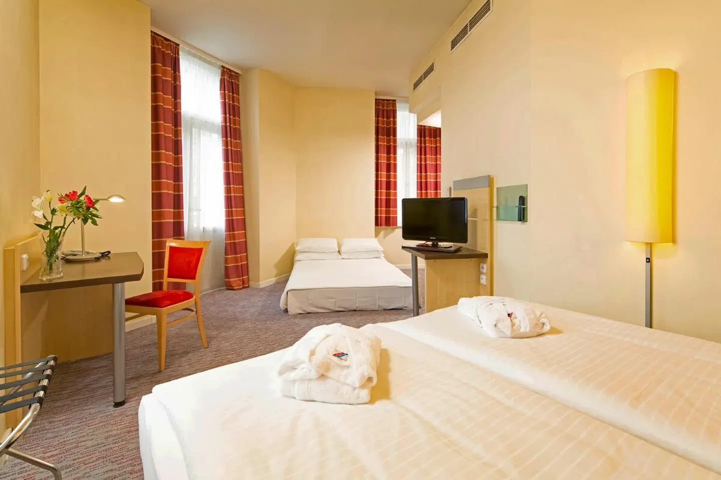 Exe City Park ROOM_EXAMPLE