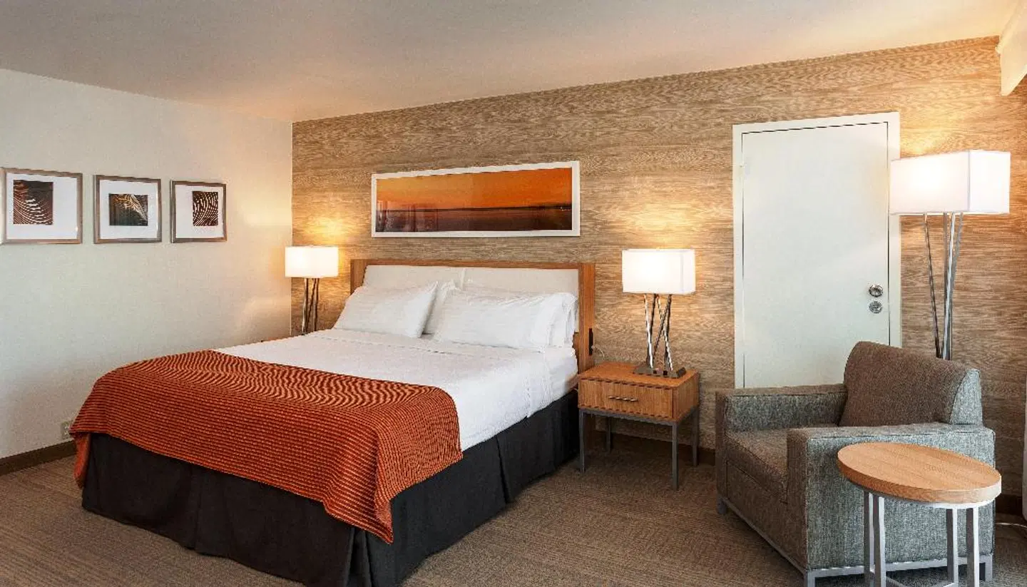 Holiday Inn San Antonio-Dwtn (Market Sq) ROOM_EXAMPLE