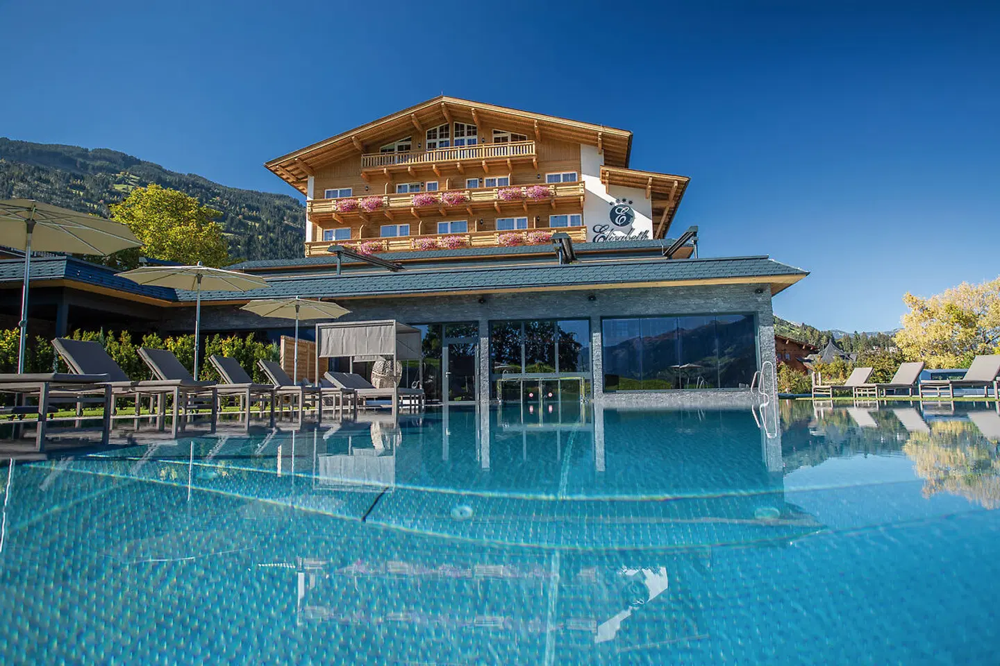 Hotel Elisabeth & Spa EXTERIOR