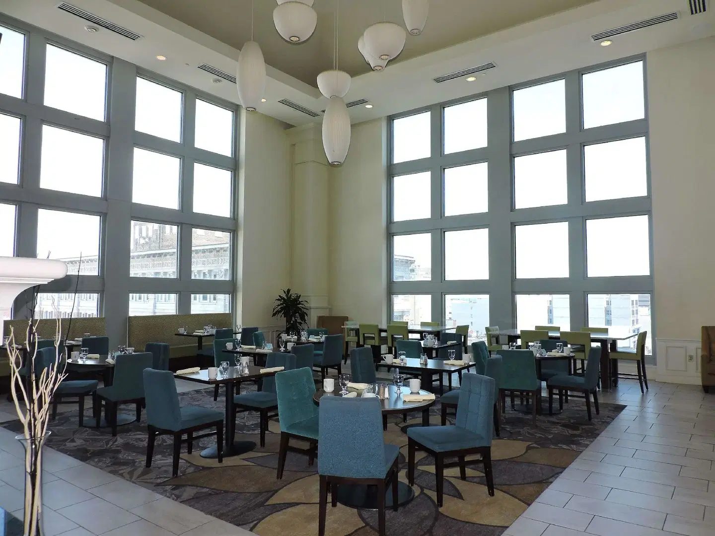 Hilton Garden Inn Philadelphia Center City Restaurant