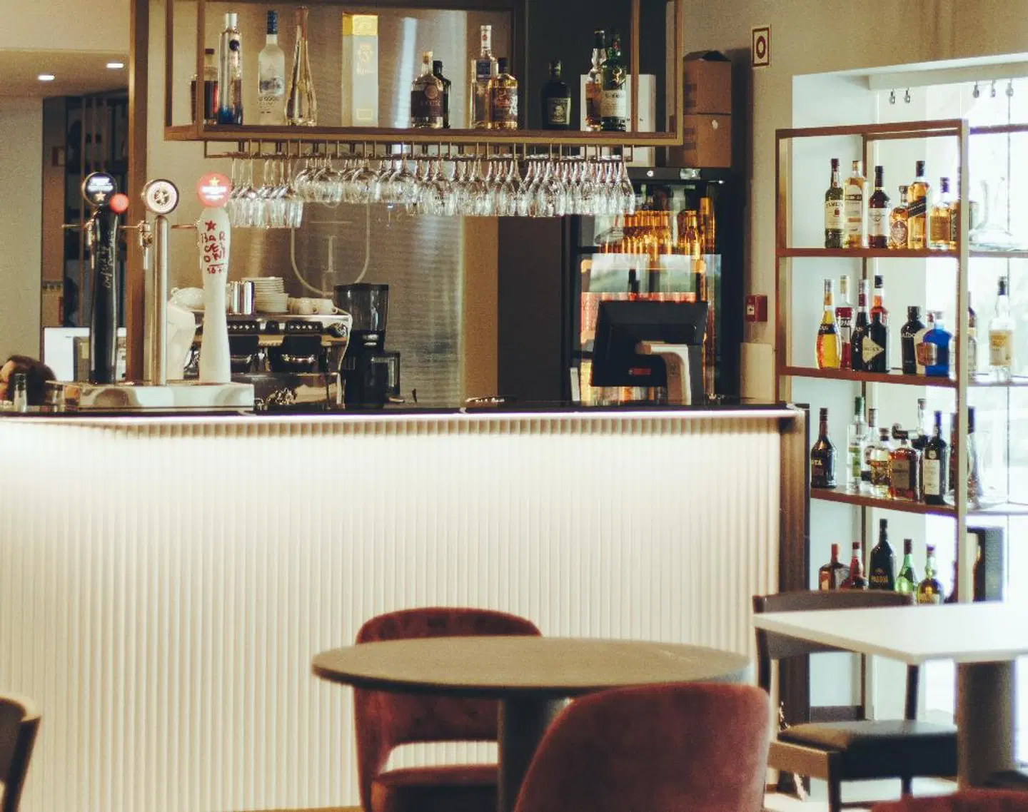 Estalagem Santa Iria Bar