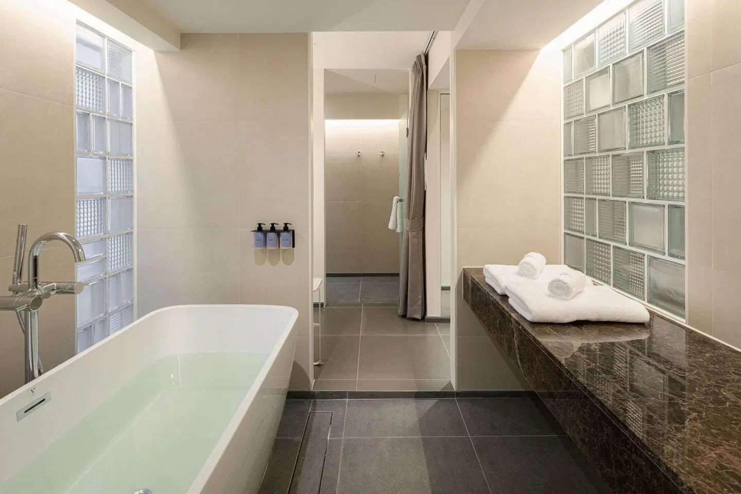 YANH RATCHAWAT HOTEL Badezimmer