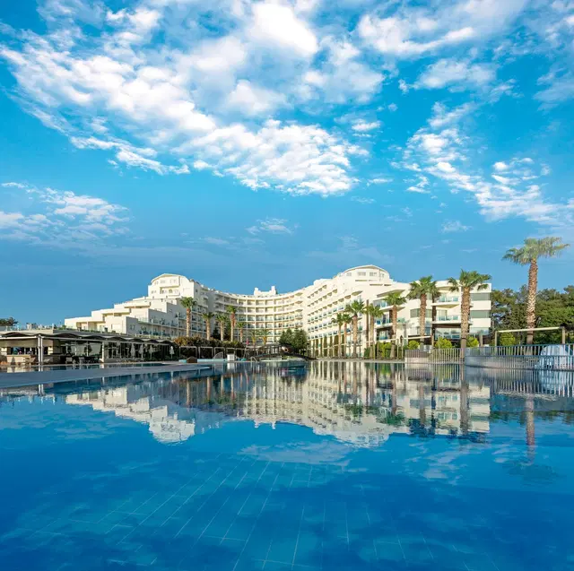 Sealight Resort Hotel Kusadasi LANDSCAPE