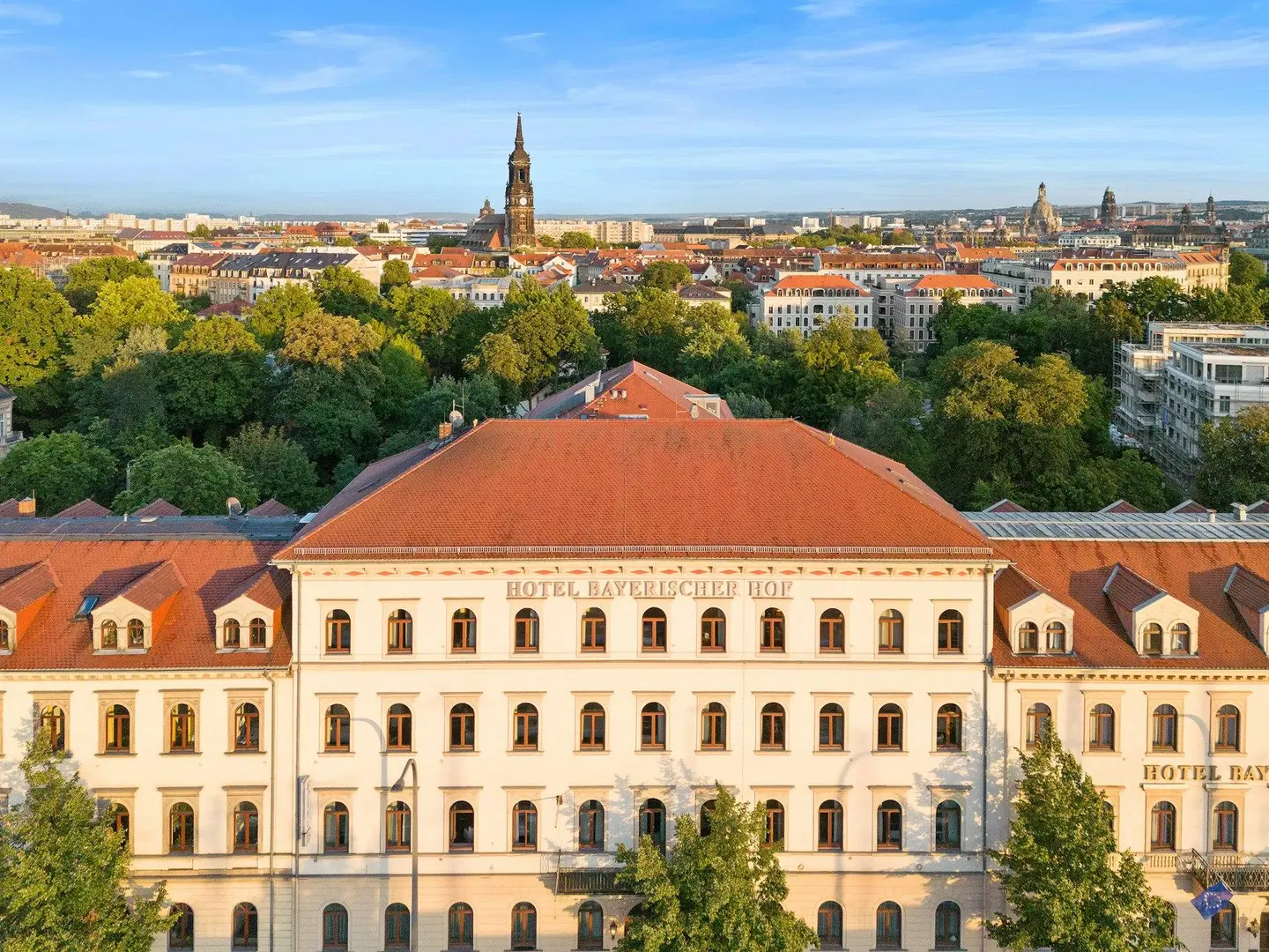 Bayerischer Hof Dresden EXTERIOR