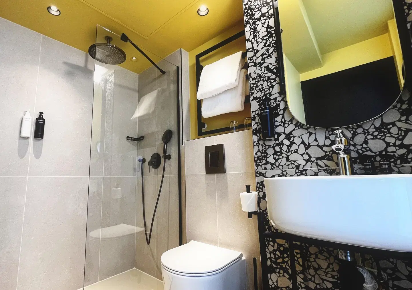 Hôtel Riesner Badezimmer