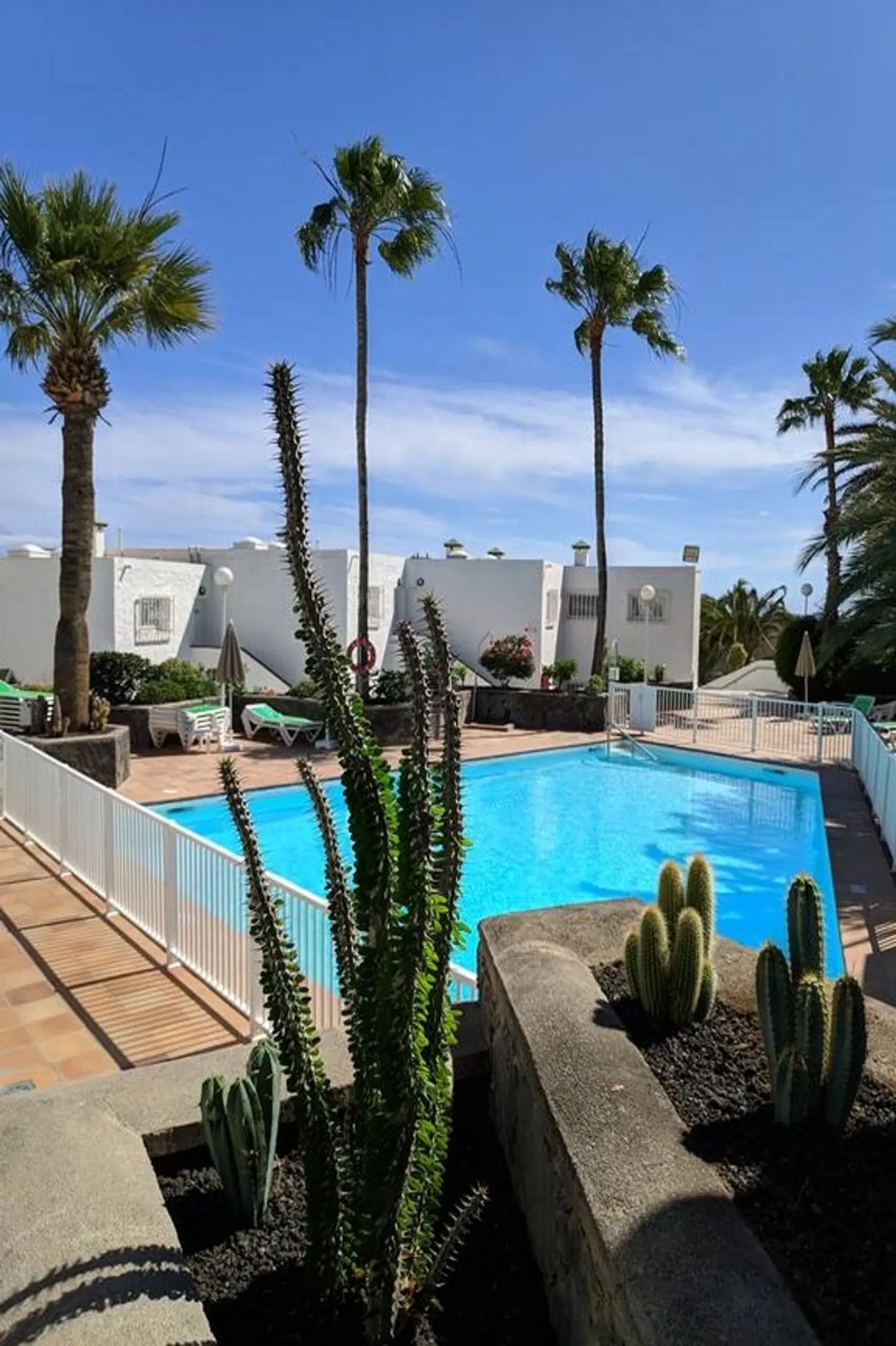 Acapulco OUTDOOR_POOL