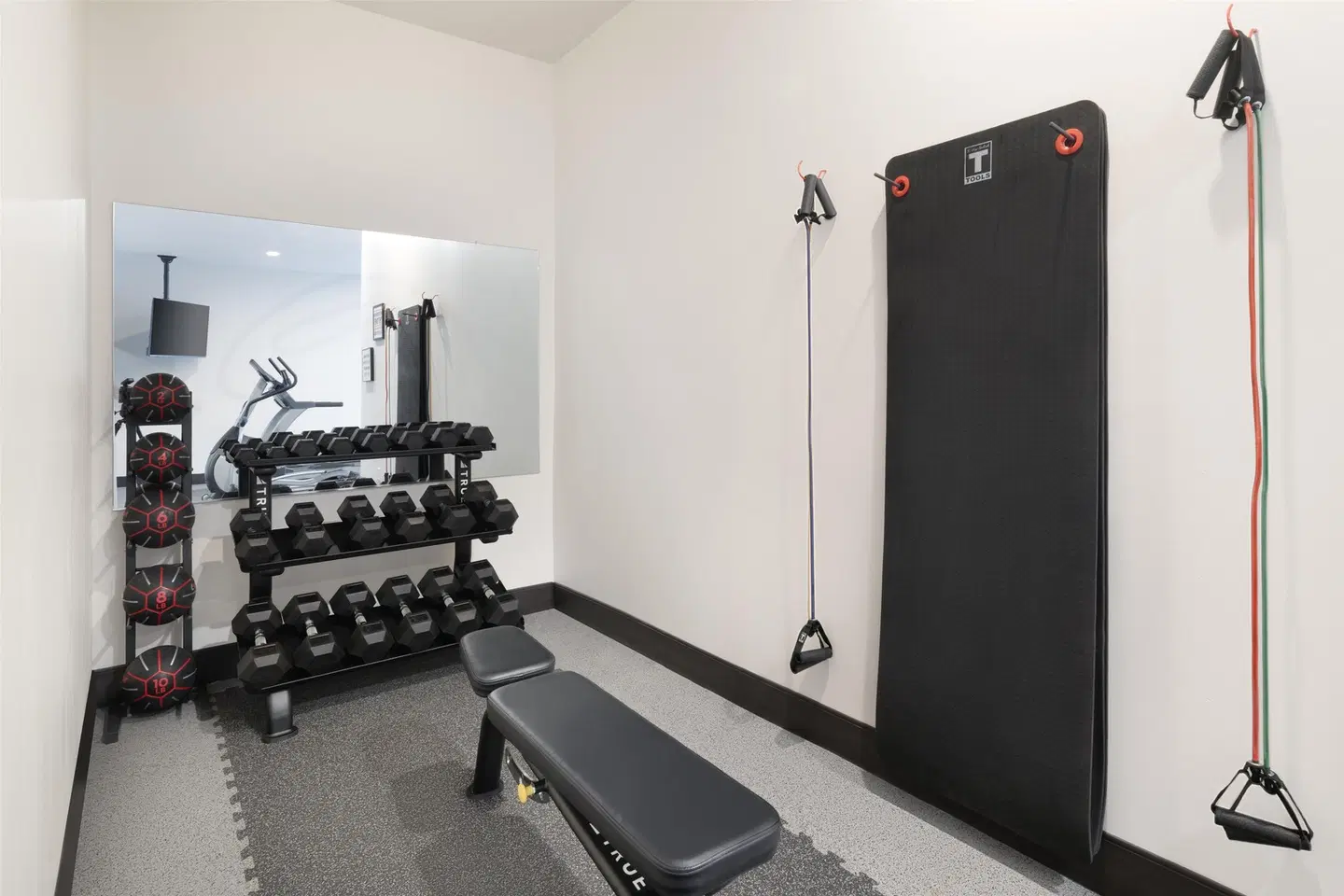 Best Western Plus Frontier Inn SPORTS_AND_LEISURE