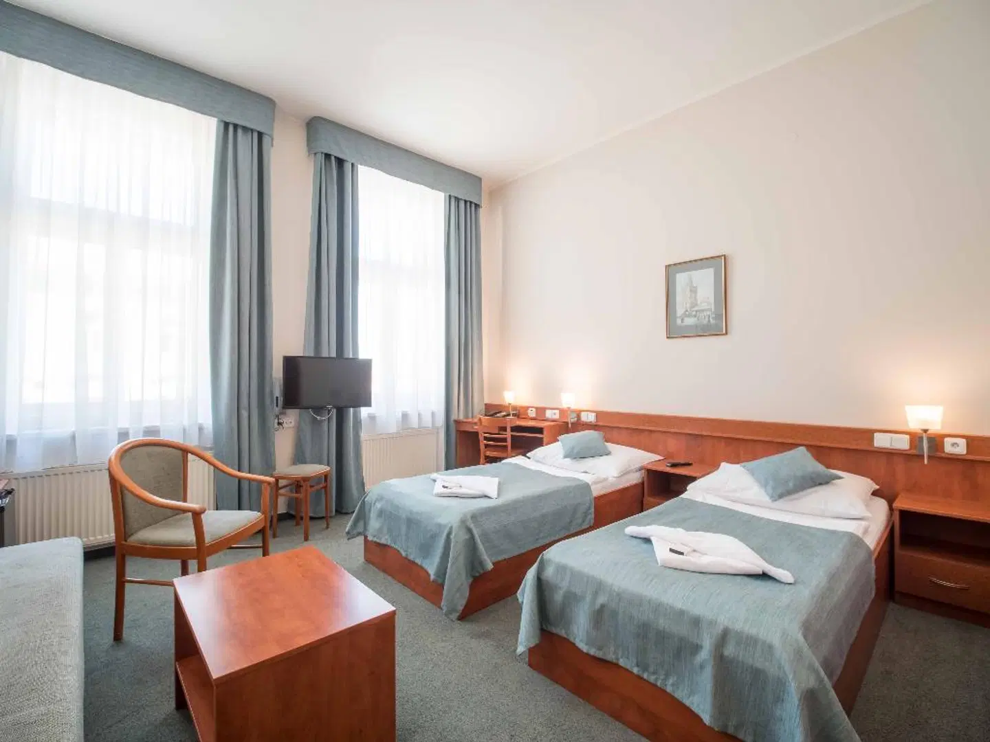 Alton ROOM_EXAMPLE