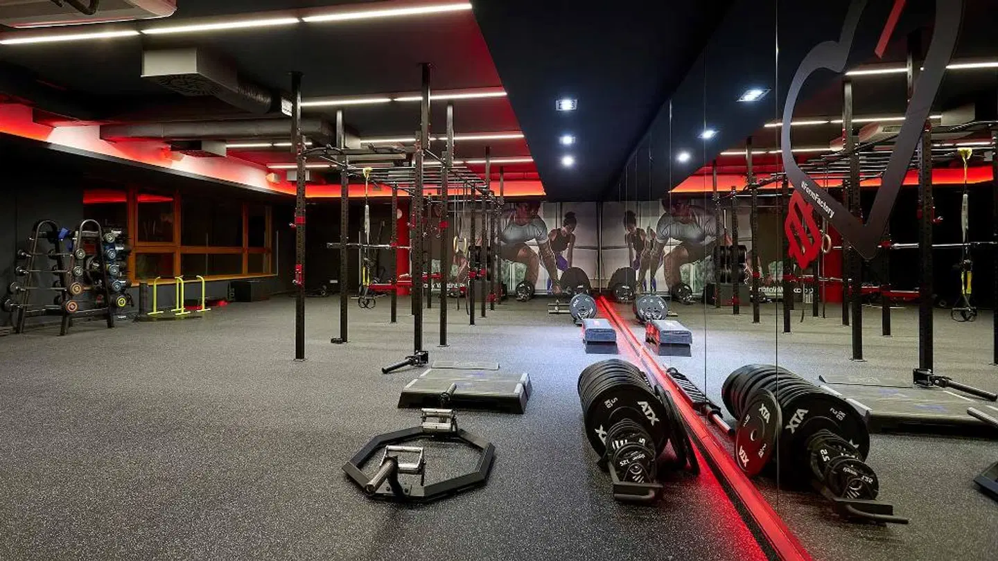 Charles Central SPORTS_AND_LEISURE