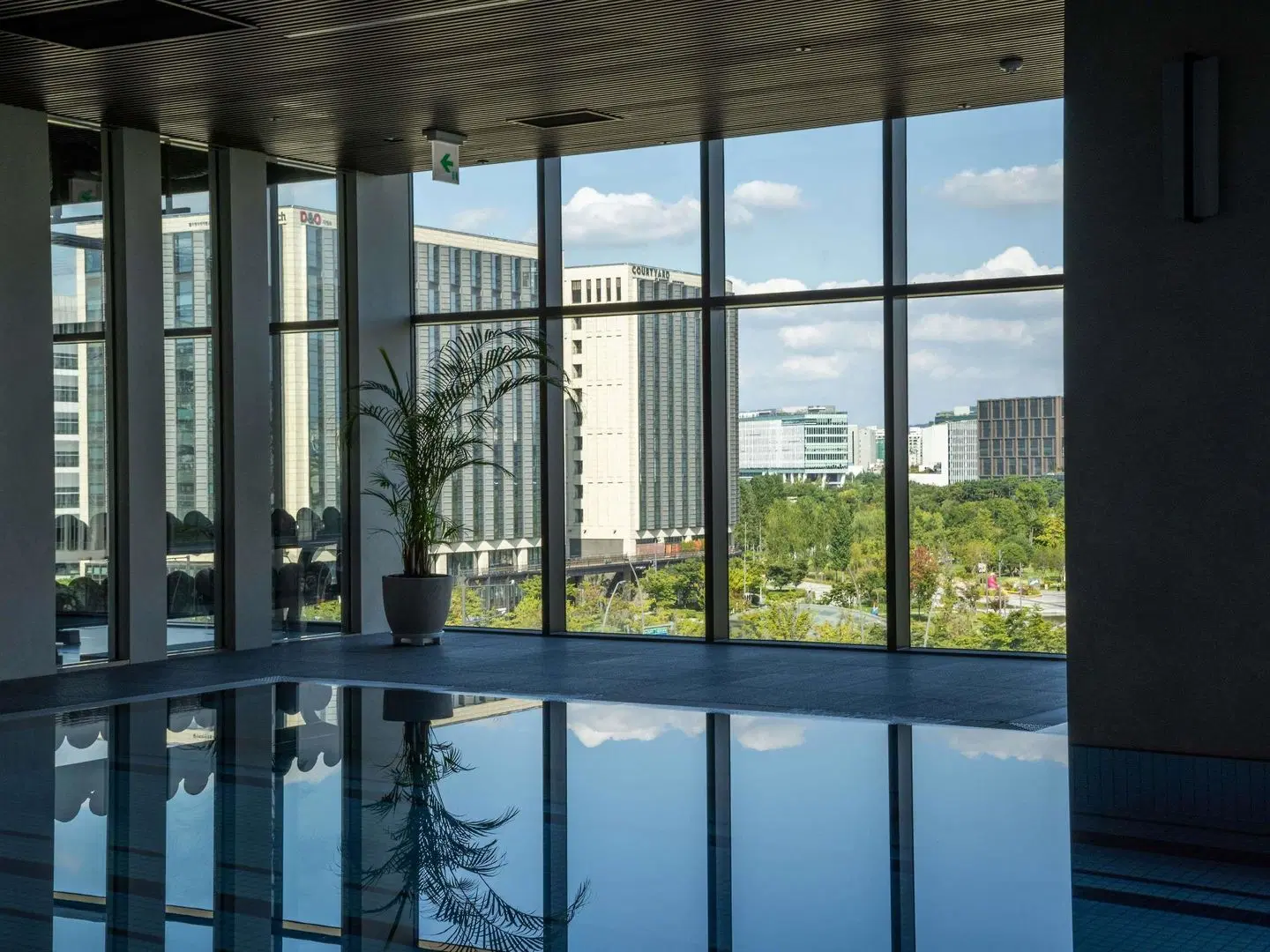 Mercure Ambassador Seoul Magok Hallenbad