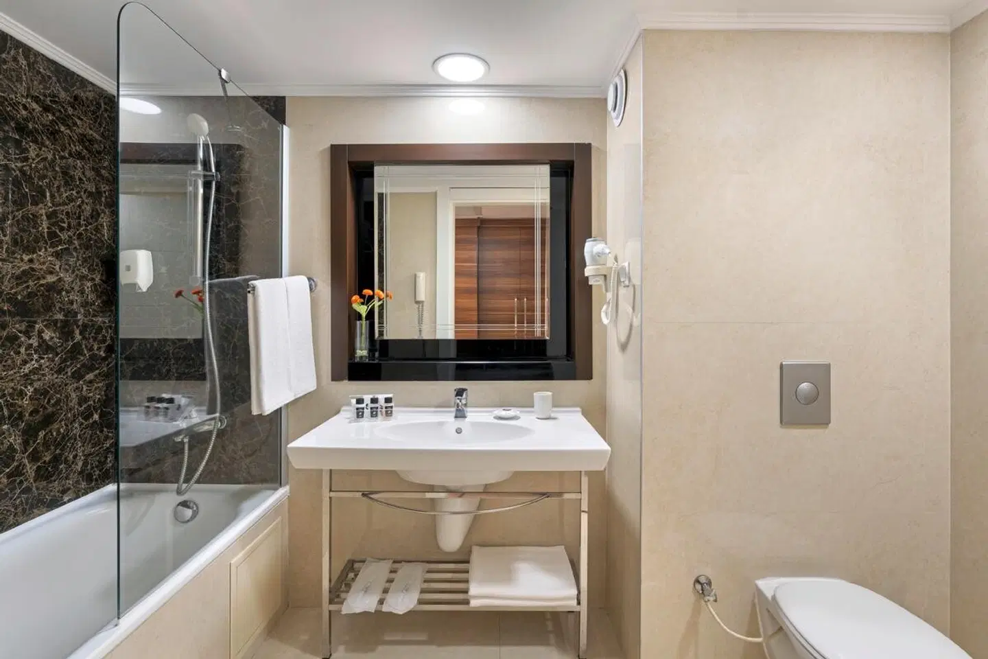 Limak Atlantis De Luxe Hotel & Resort Badezimmer