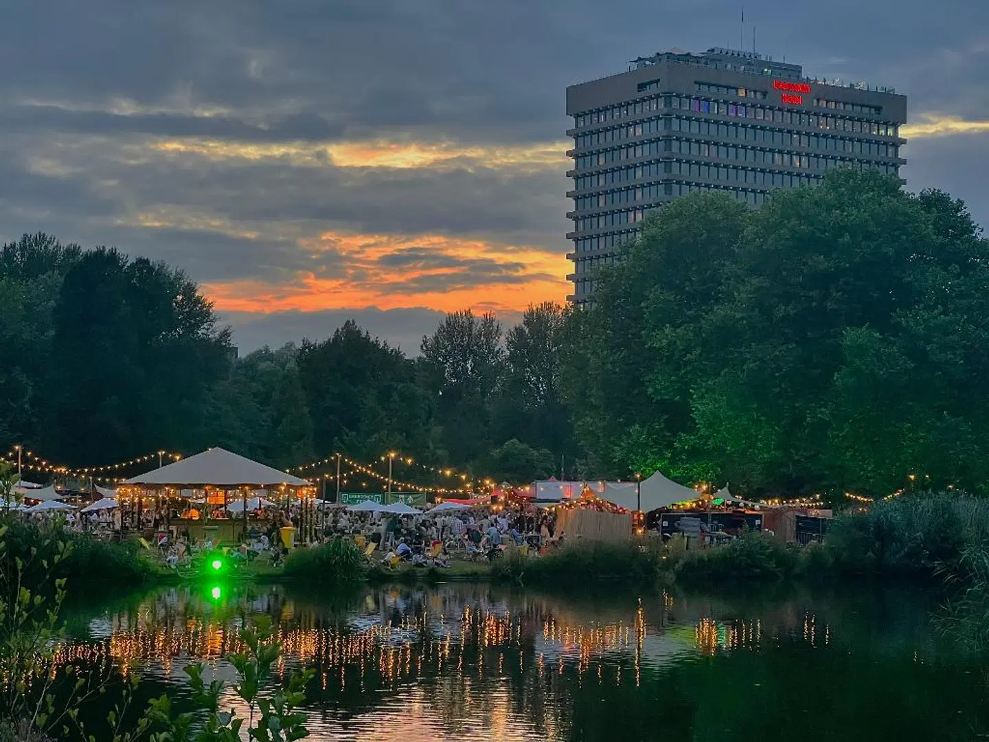 Leonardo Hotel Amsterdam Rembrandtpark EXTERIOR