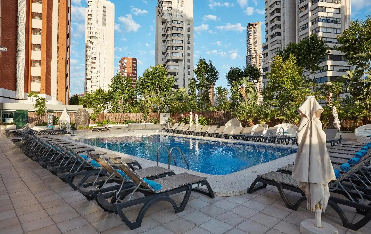 Flamingo Beach Resort OUTDOOR_POOL