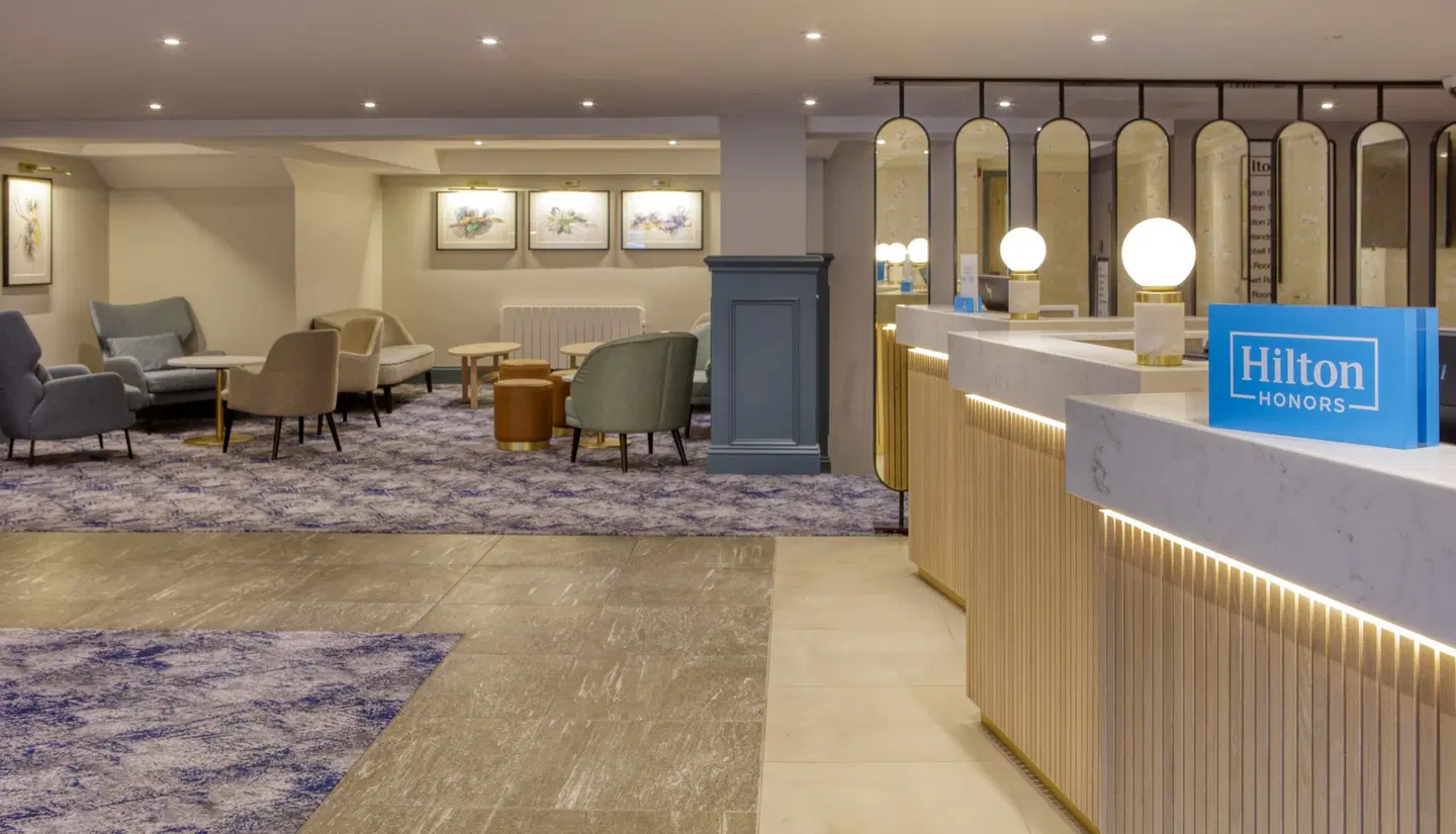 Hilton Cobham LOUNGE_LOBBY