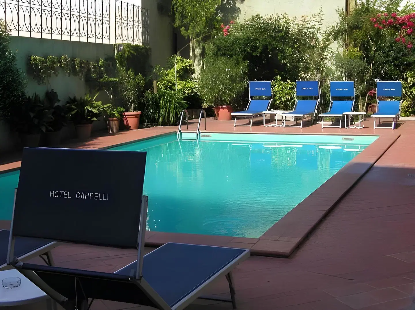 Hotel Cappelli OUTDOOR_POOL