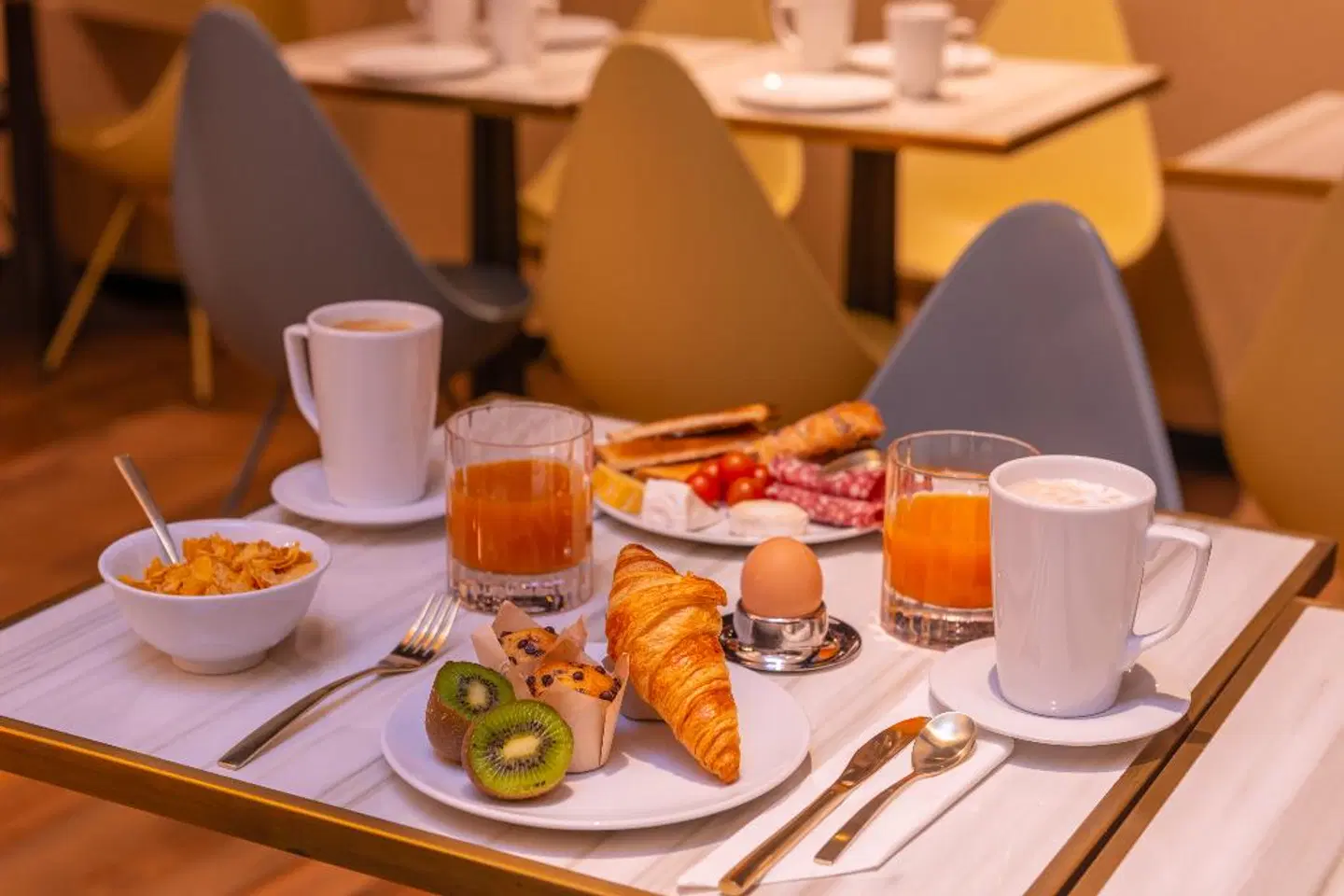 Golden Tulip Opera de Noailles Restaurant