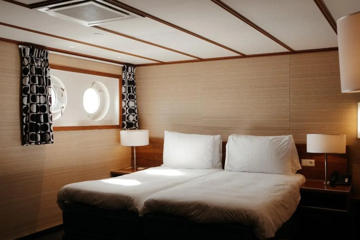 SS Rotterdam by Westcord Hotels ROOM_EXAMPLE