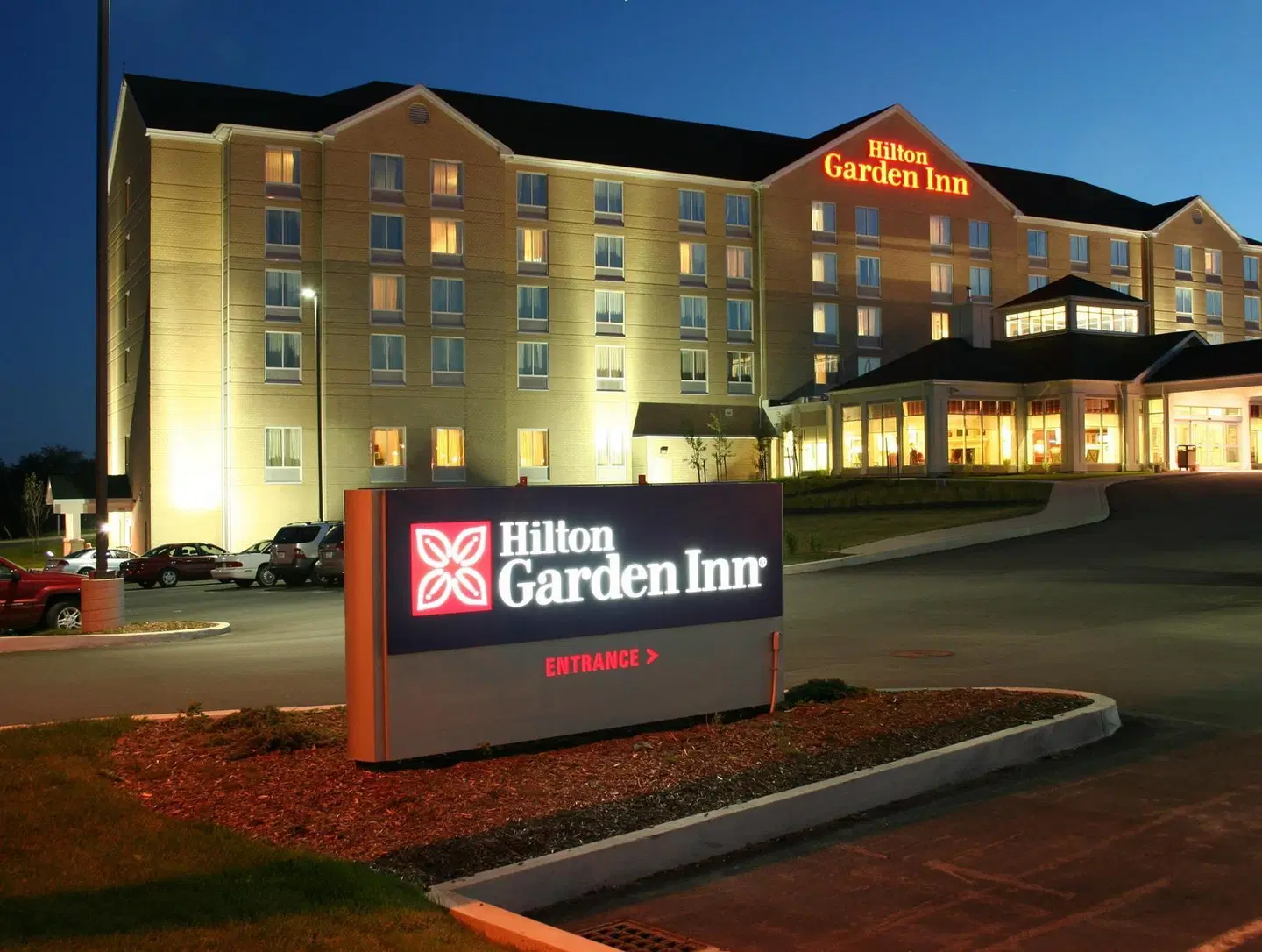Hilton Garden Inn Halifax Airport EXTERIOR